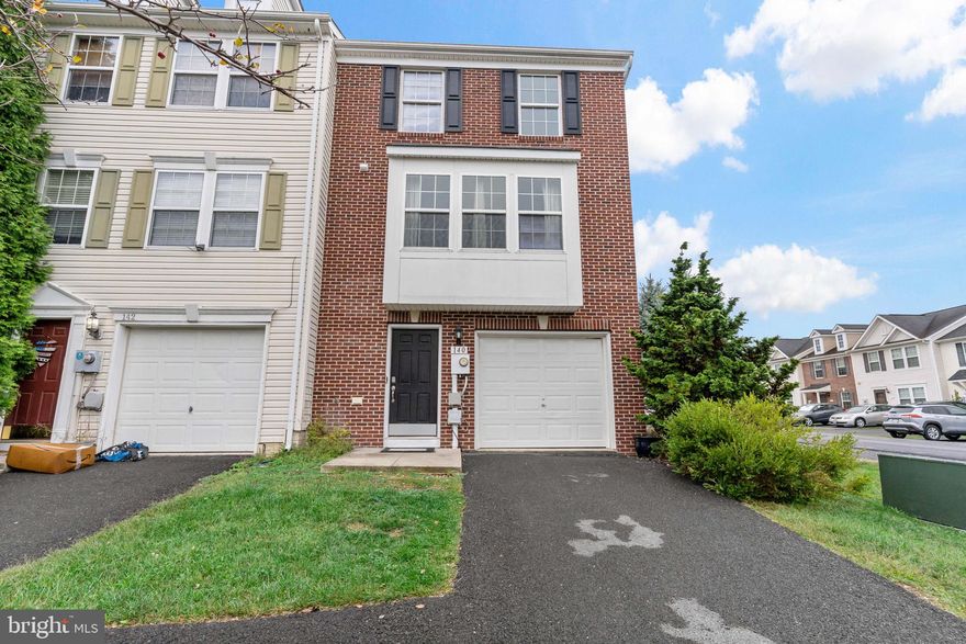 Once upon a time, 140 Quartz Road was the model home for Dan Ryan in the Manor Park Subdivision. This very spacious end unit has 5 bedrooms and 3.5 baths. Even the garage has been improved and is equipped with heating and cooling. Like most model homes, this particular one was loaded with everything Dan Ryan had to offer at the time of construction. That includes a bump out, soaking tub, ceiling speaker system, and hardwood floors. Recently a stainless steel refrigerator was added and a few years ago the HVAC was replaced. With over 2300 finished square feet this house has space for everyone. Schedule your showings today, this could be your fairy tale ending.