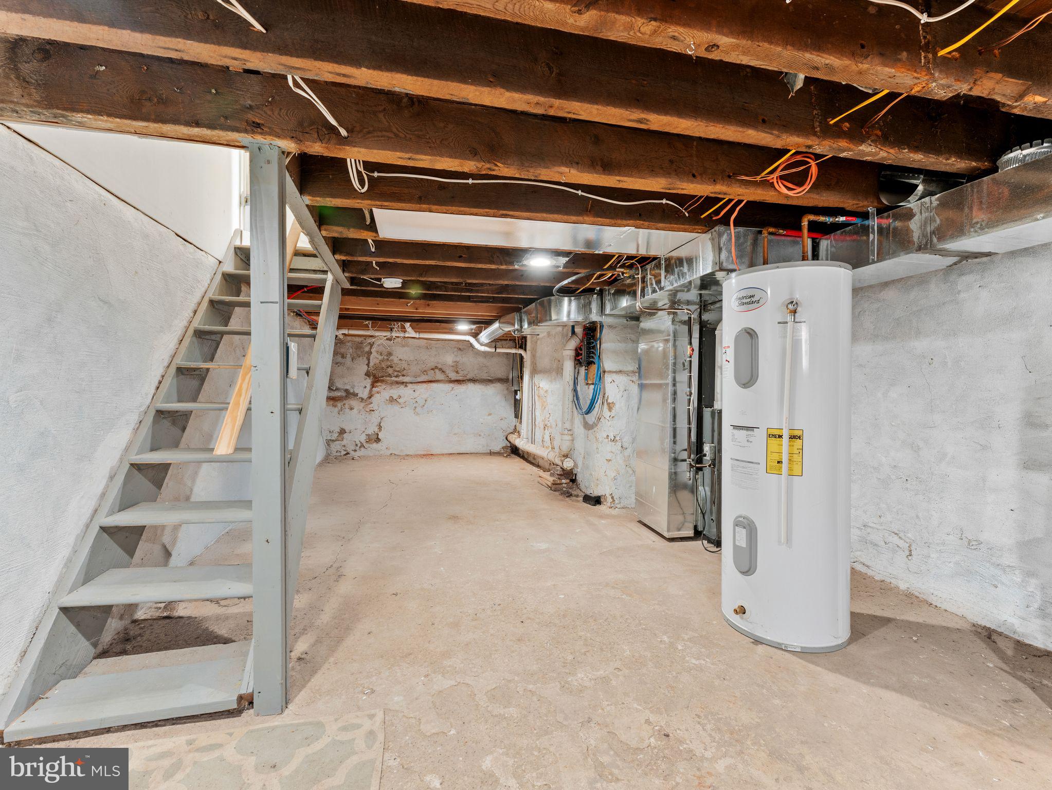 FAIRMOUNT - Residential Lease