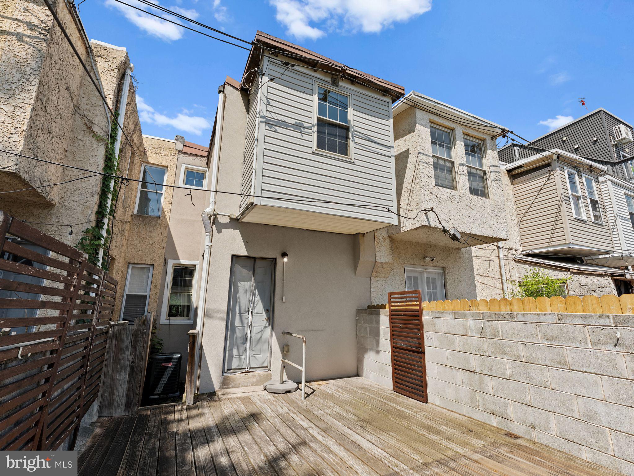 FAIRMOUNT - Residential Lease