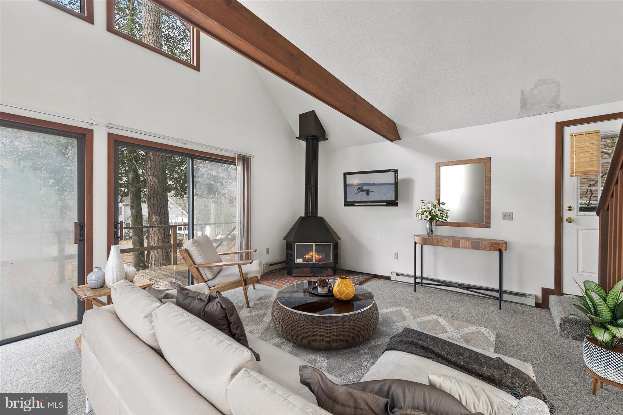 ANGOLA BY THE BAY - Residential