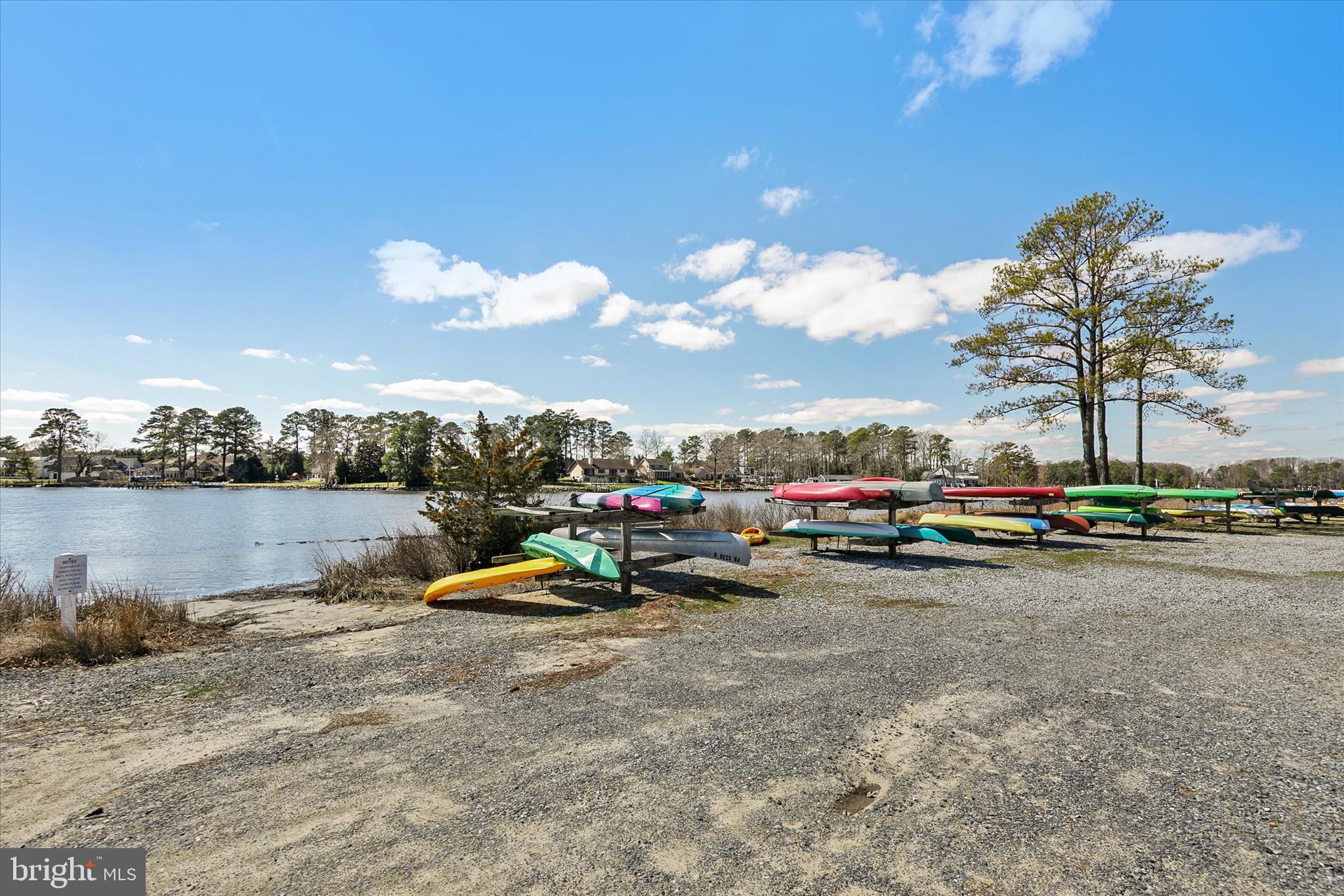ANGOLA BY THE BAY - Residential