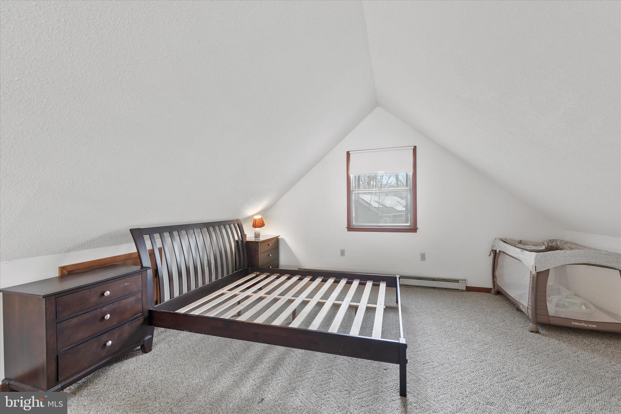 ANGOLA BY THE BAY - Residential