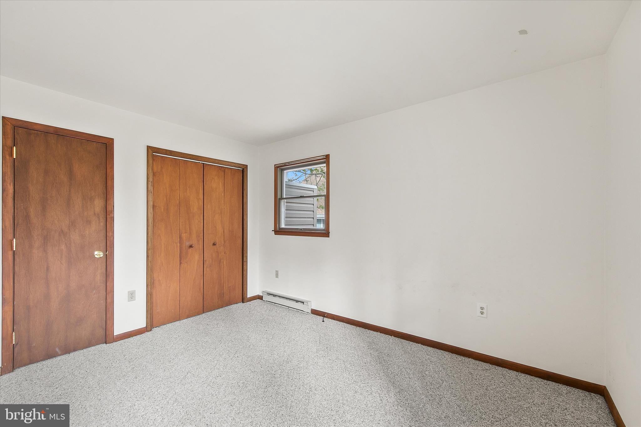 ANGOLA BY THE BAY - Residential