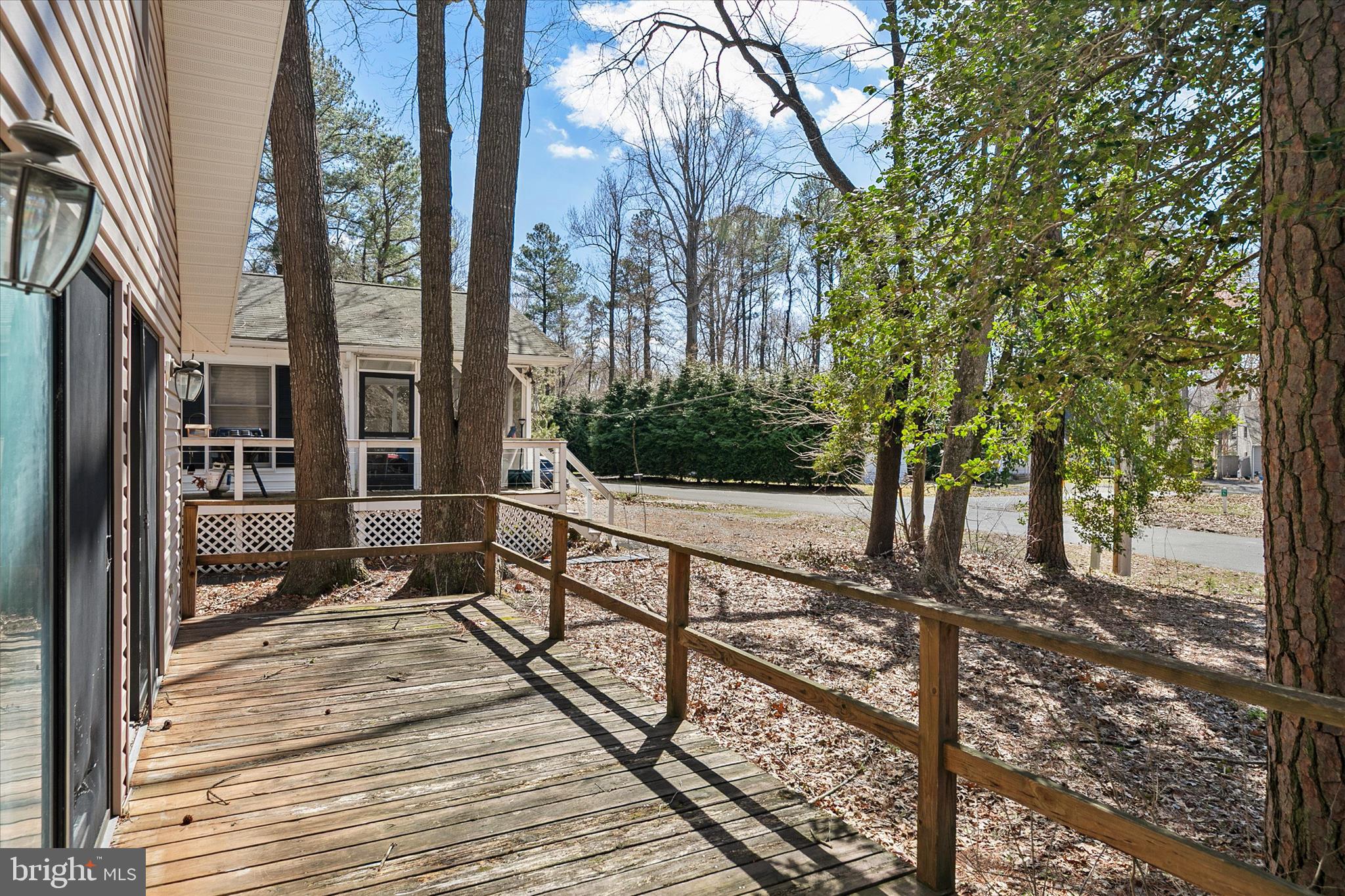 ANGOLA BY THE BAY - Residential