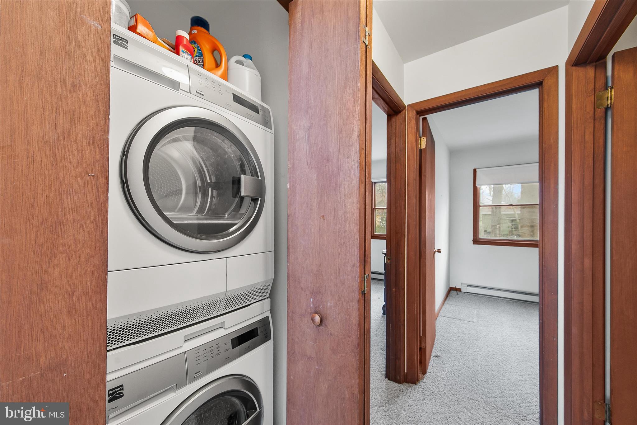 ANGOLA BY THE BAY - Residential