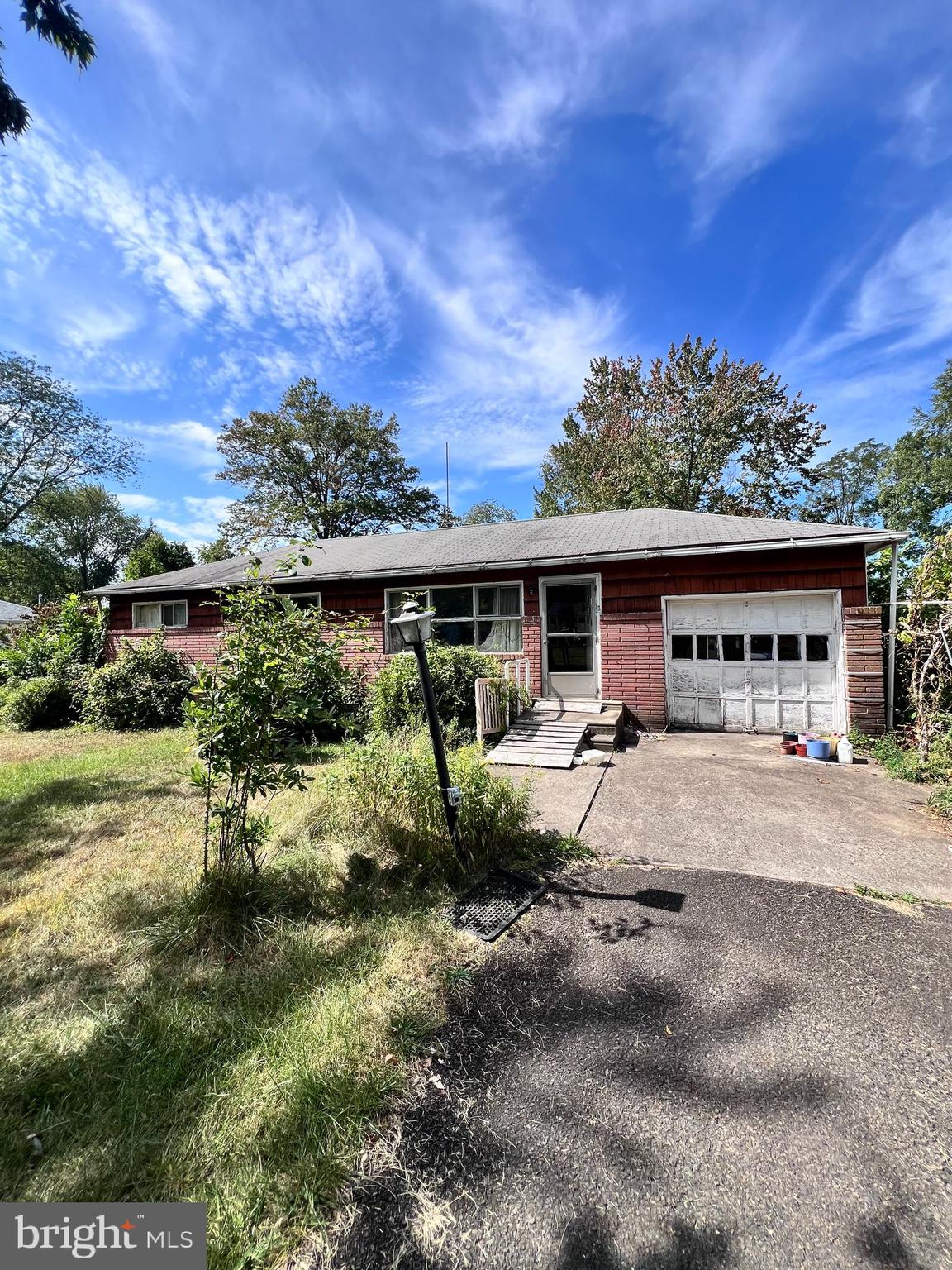 LANSDALE - Residential