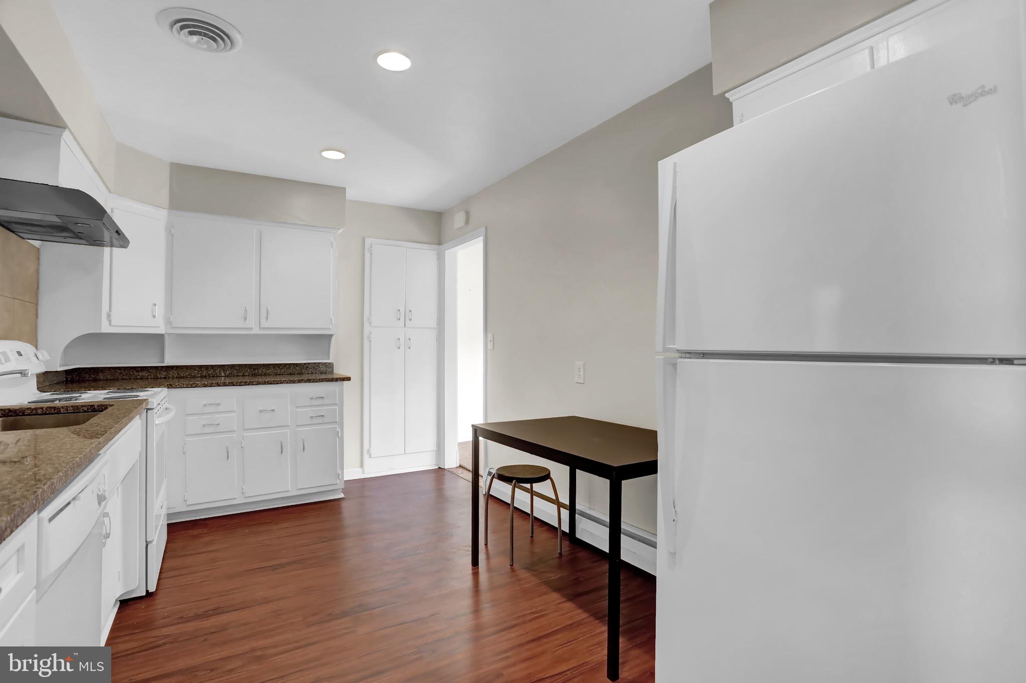 TOWSON - Residential Lease