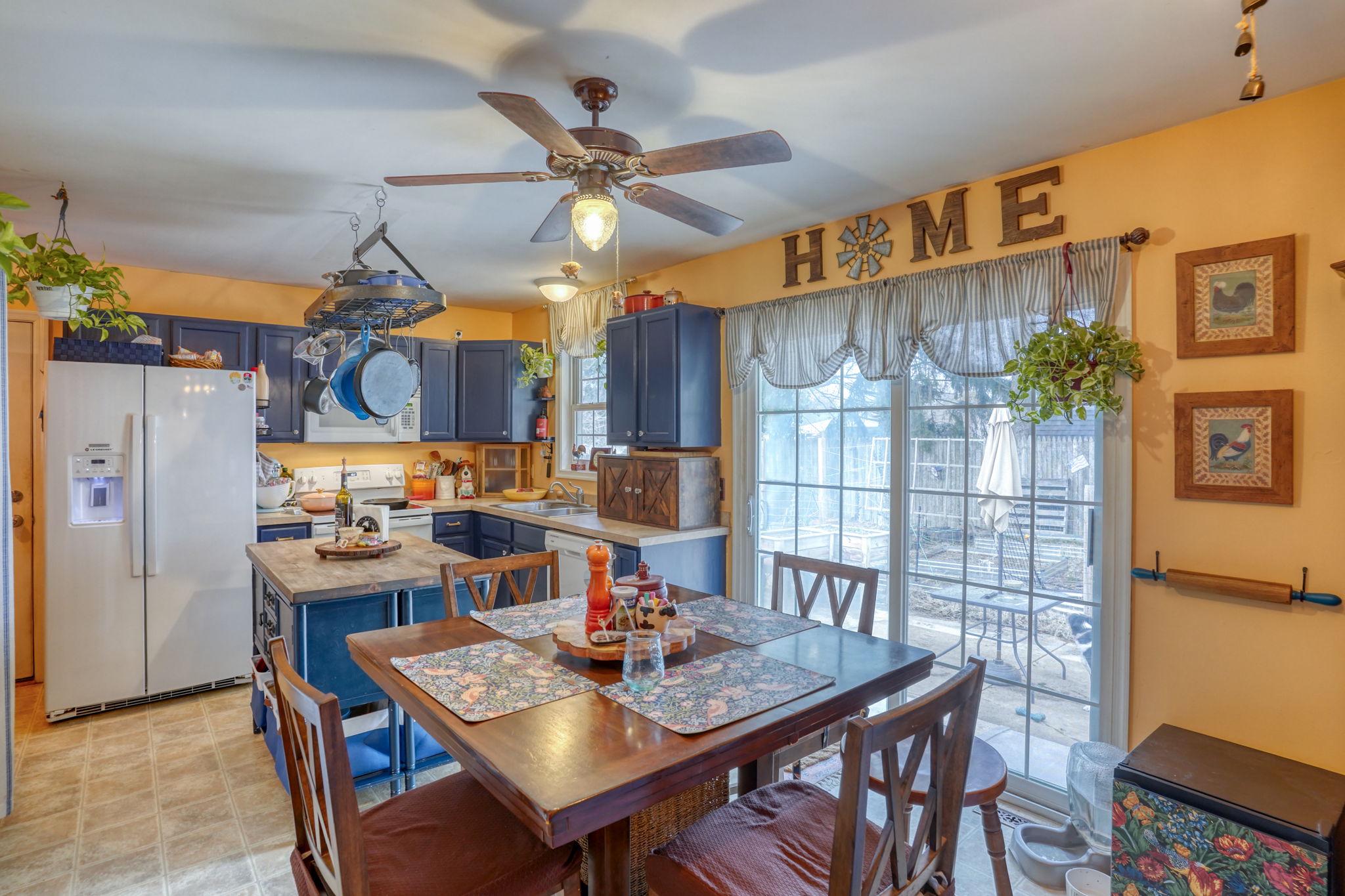 GRANDVIEW MEADOWS - Residential