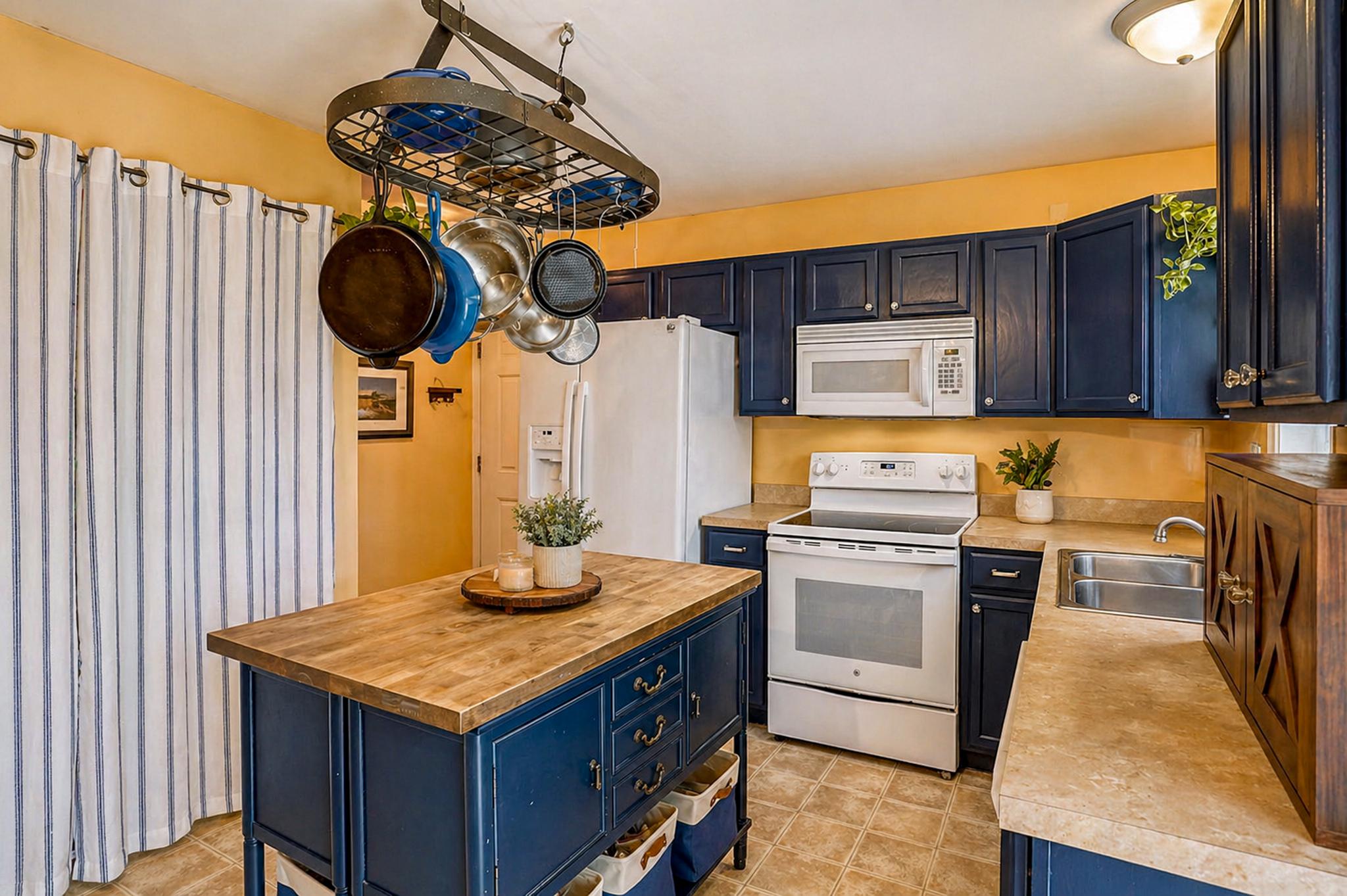 GRANDVIEW MEADOWS - Residential