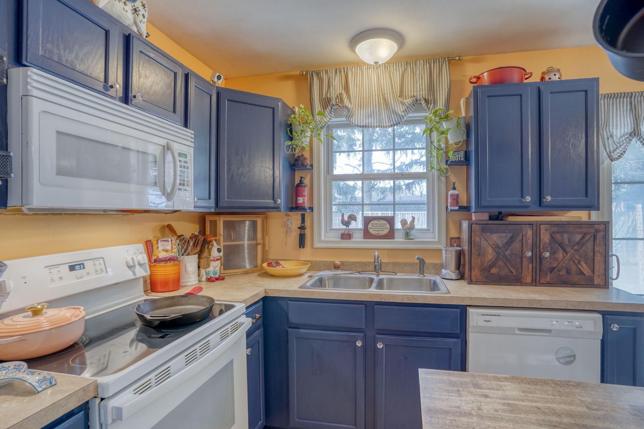 GRANDVIEW MEADOWS - Residential