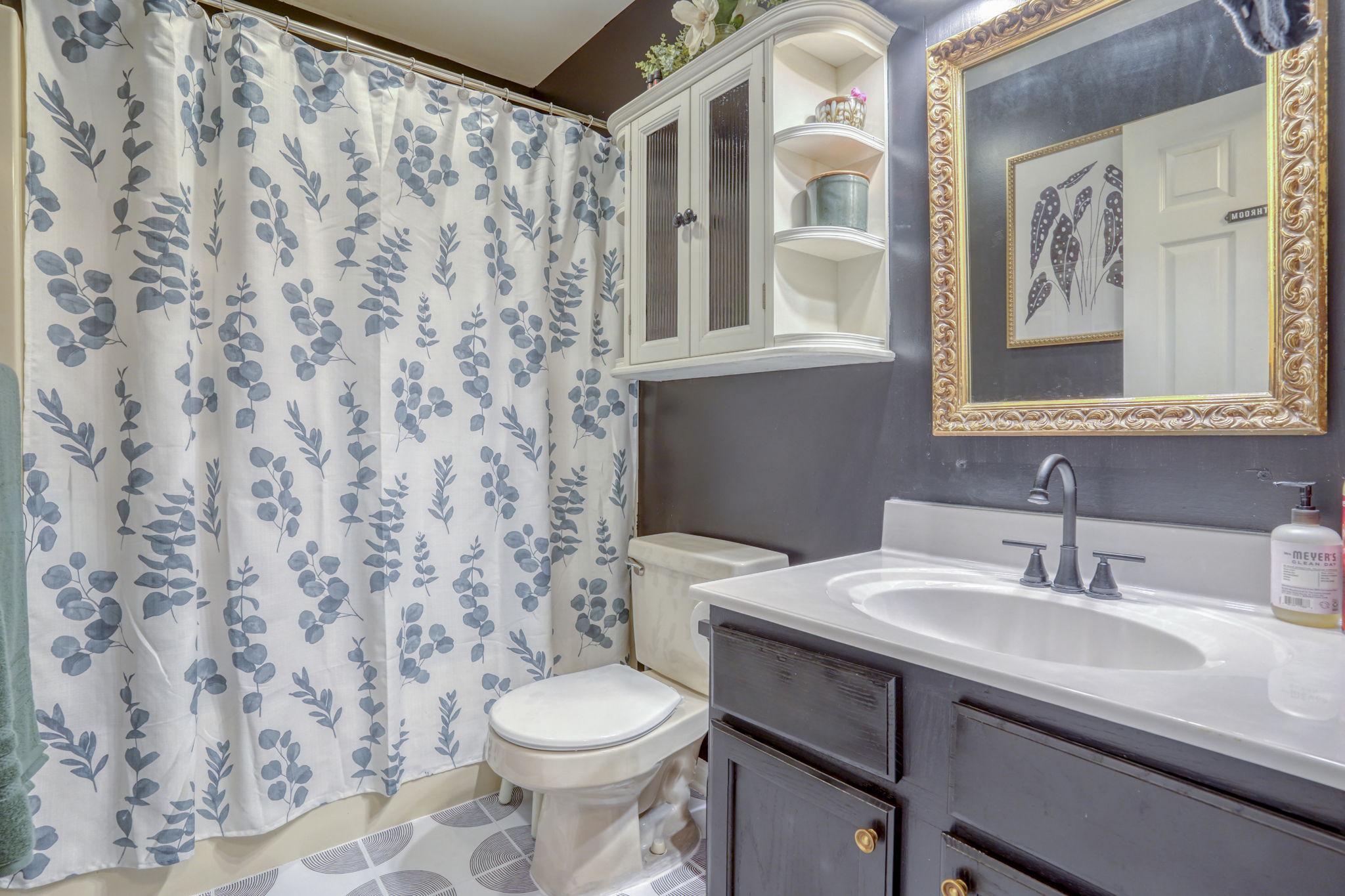 GRANDVIEW MEADOWS - Residential