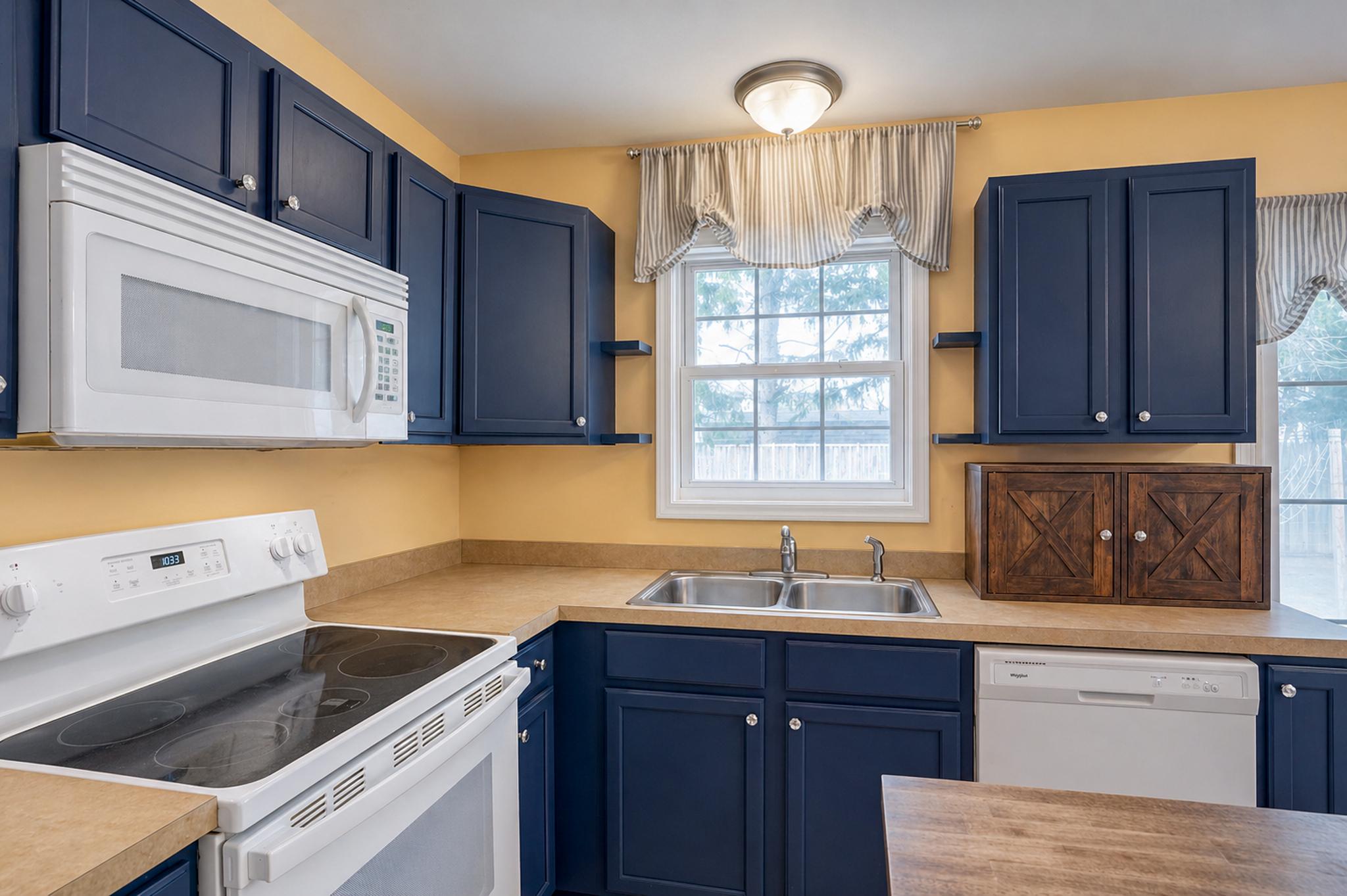 GRANDVIEW MEADOWS - Residential