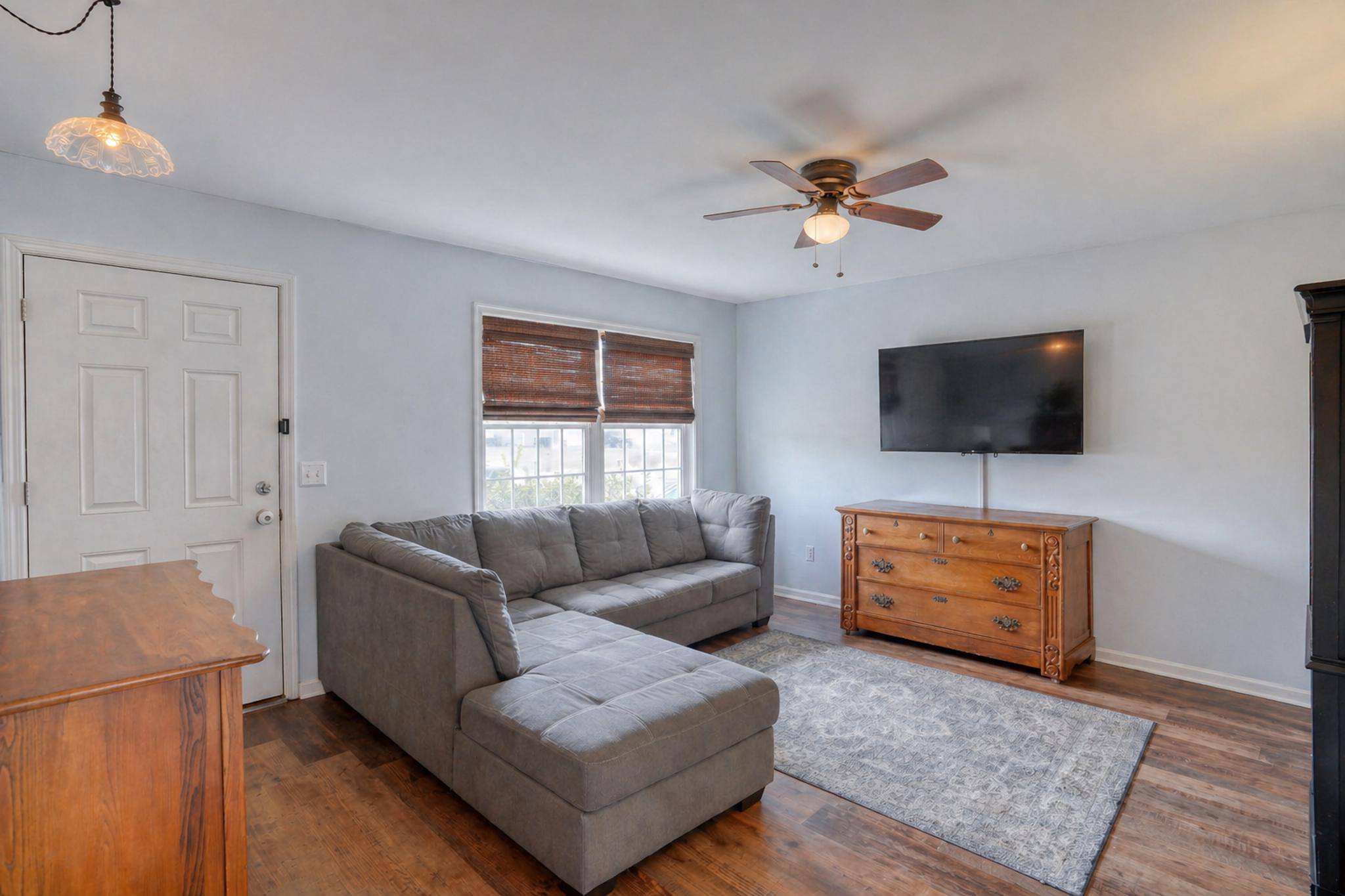 GRANDVIEW MEADOWS - Residential