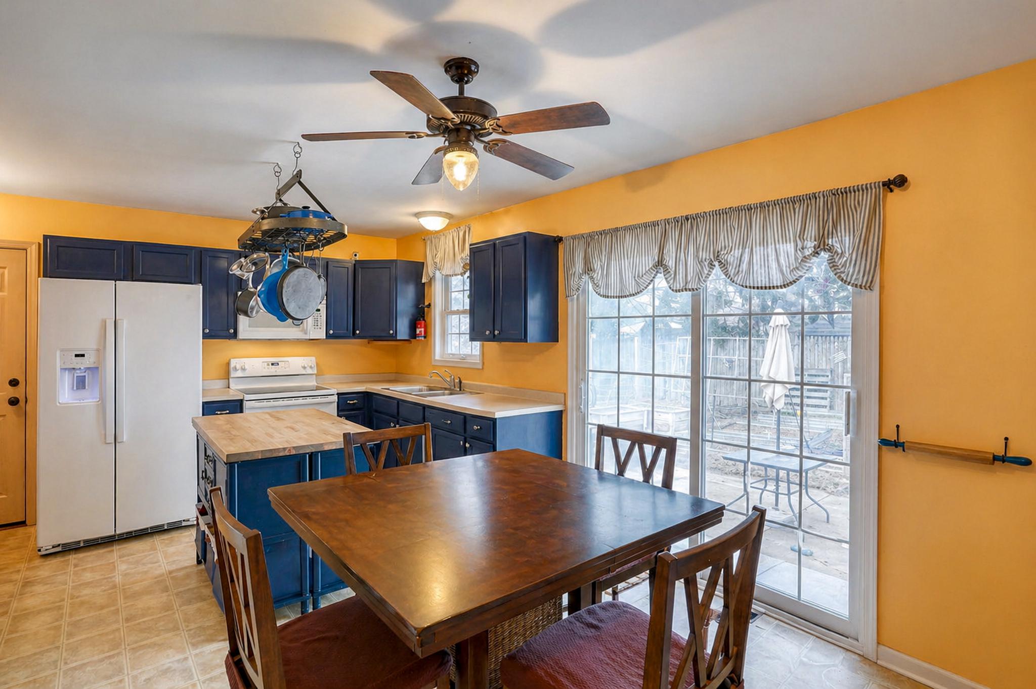 GRANDVIEW MEADOWS - Residential