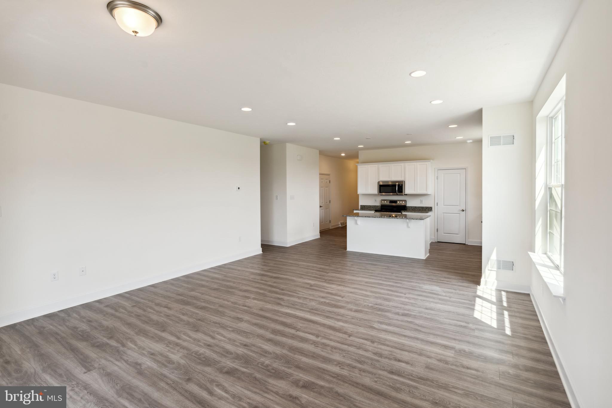 CUMBERLAND VILLAGE - Residential