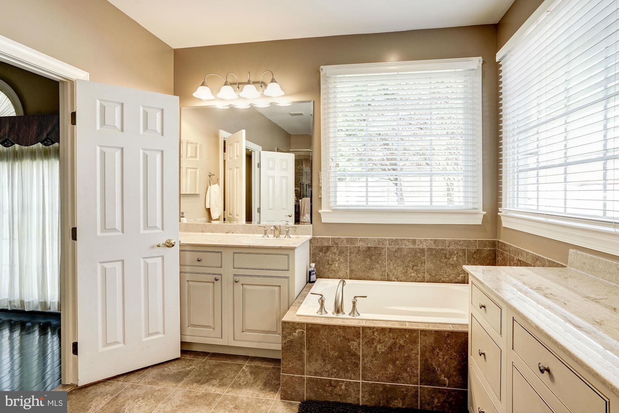 FARRCROFT - Residential