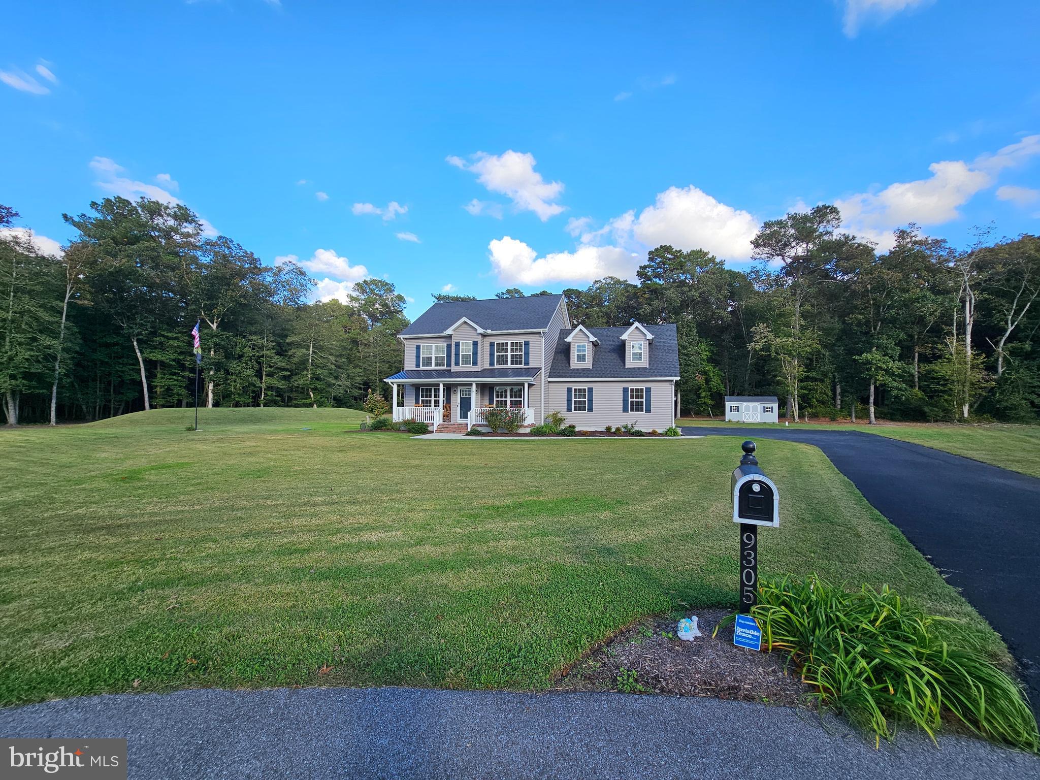 LAYFIELD WOODS - Residential