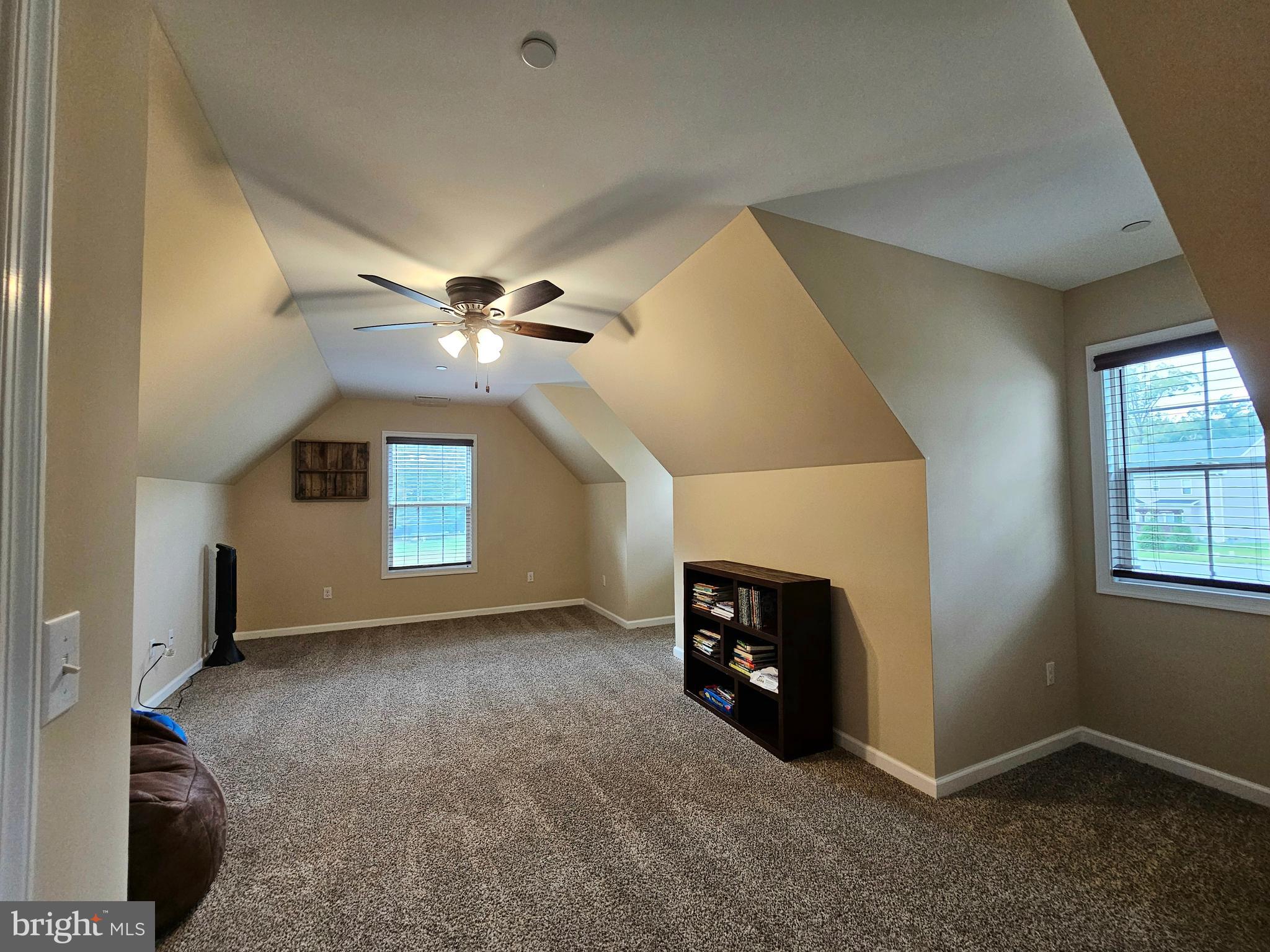 LAYFIELD WOODS - Residential