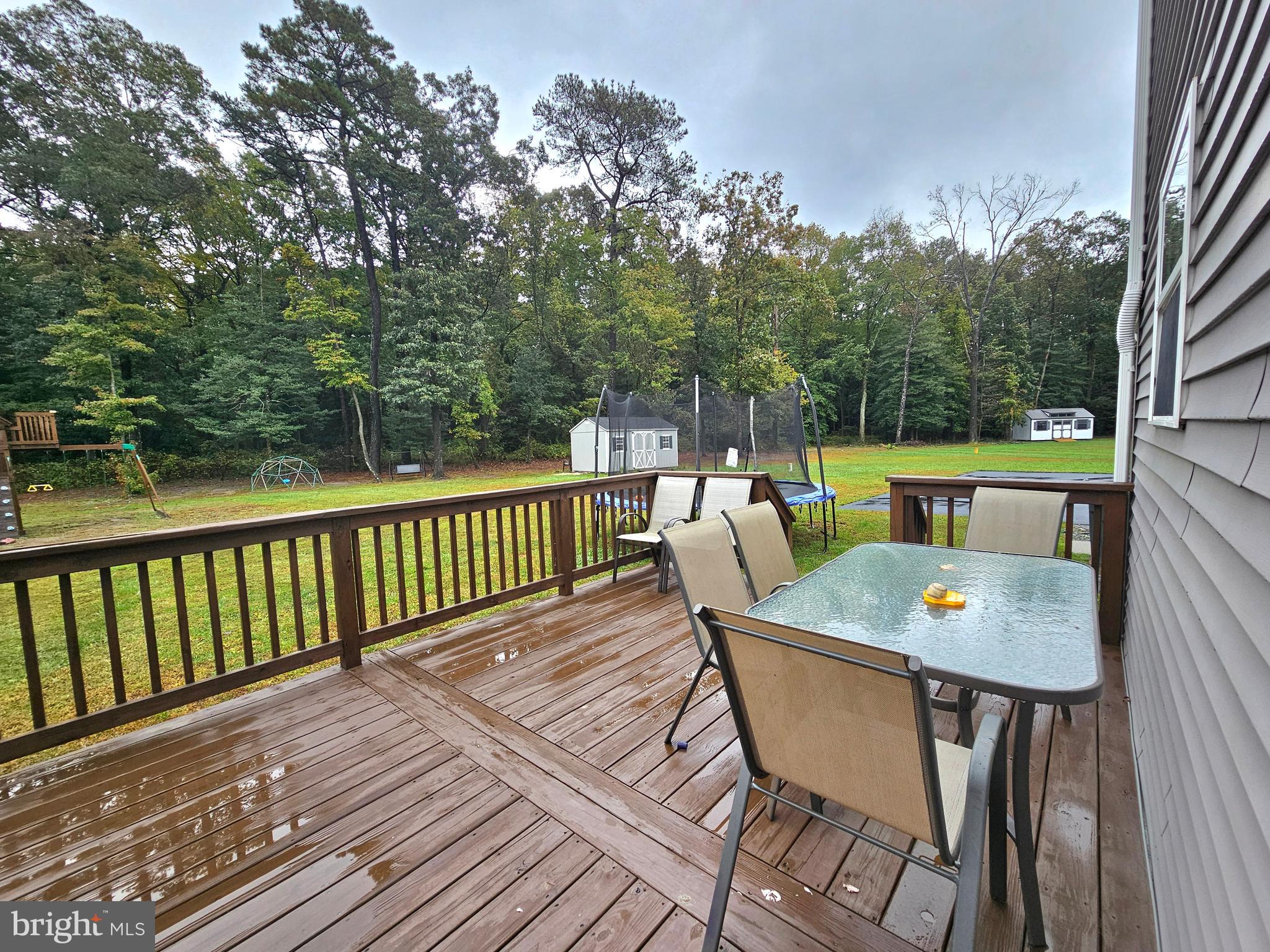 LAYFIELD WOODS - Residential