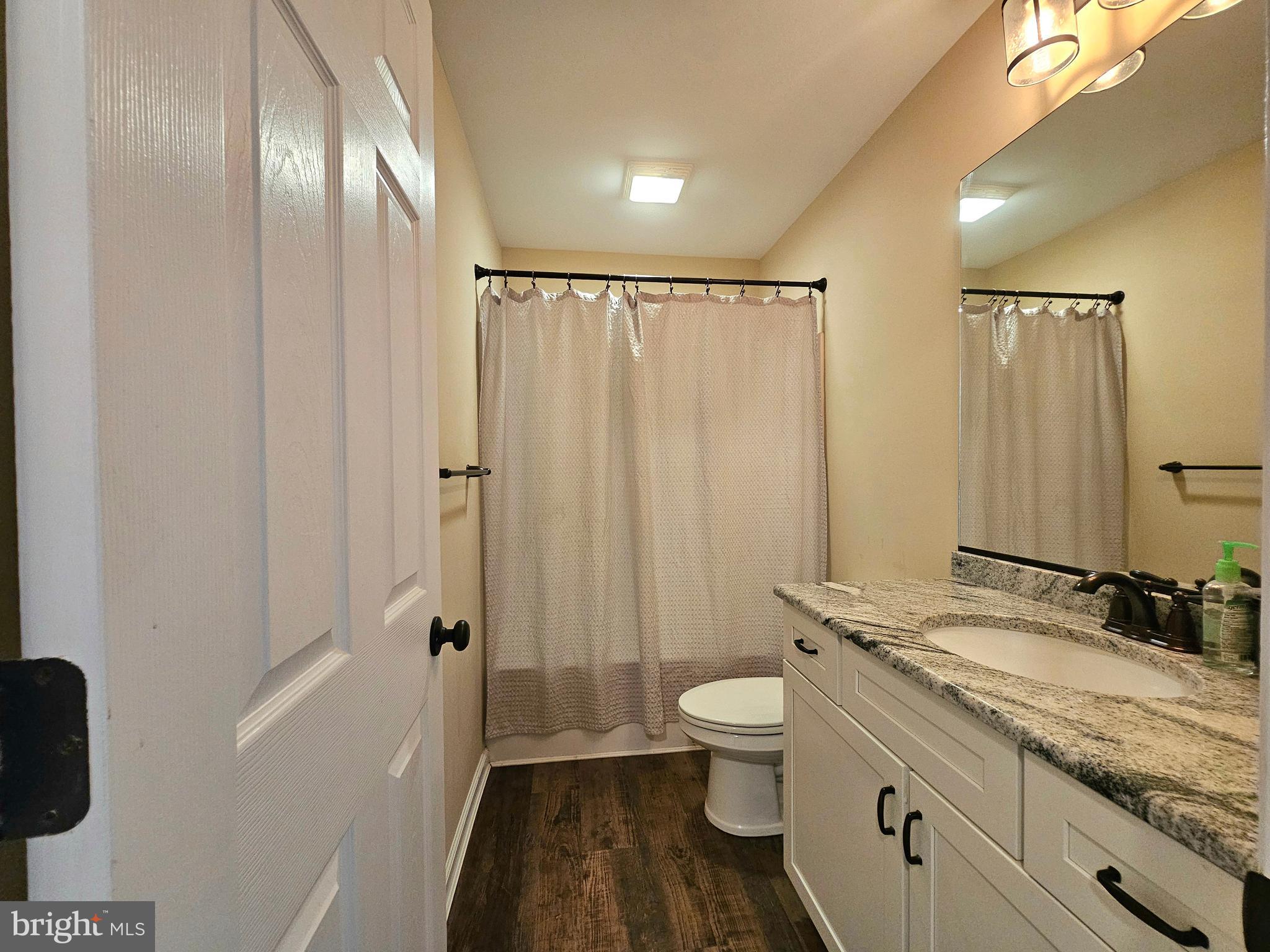 LAYFIELD WOODS - Residential