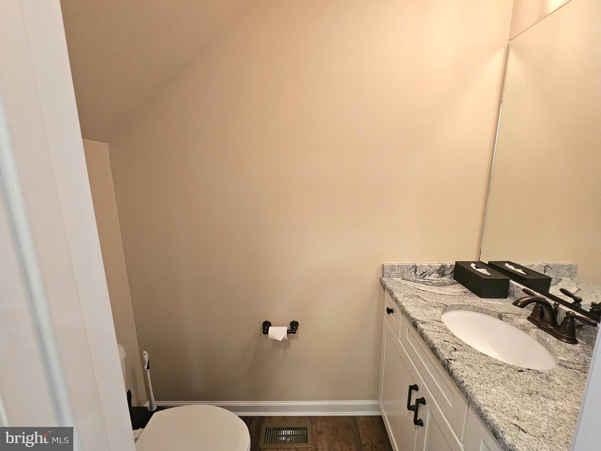 LAYFIELD WOODS - Residential