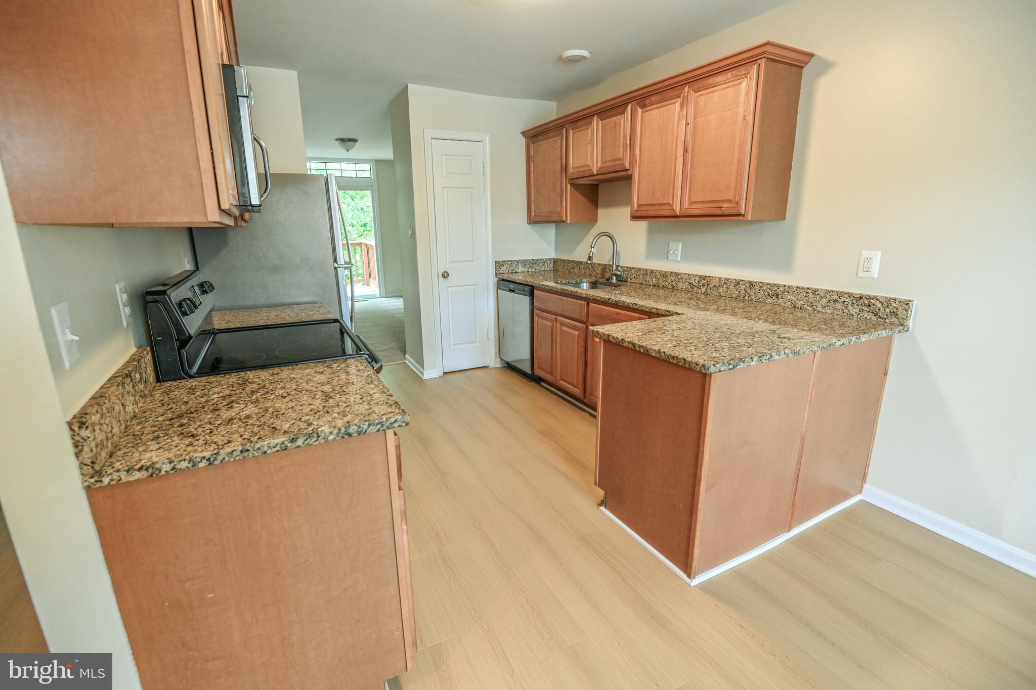 LAUREL LAKES PLAT 3 - Residential Lease