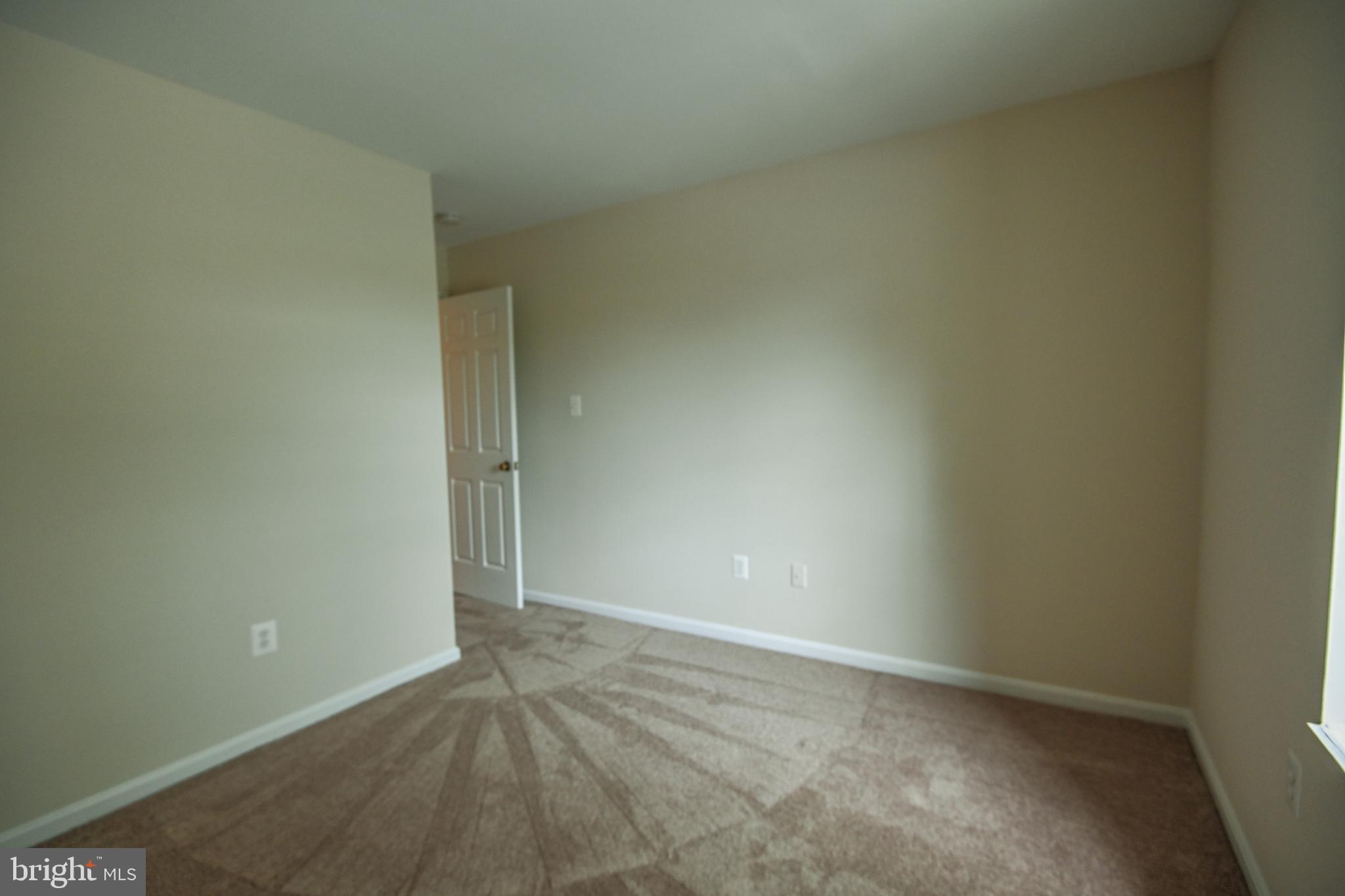 LAUREL LAKES PLAT 3 - Residential Lease