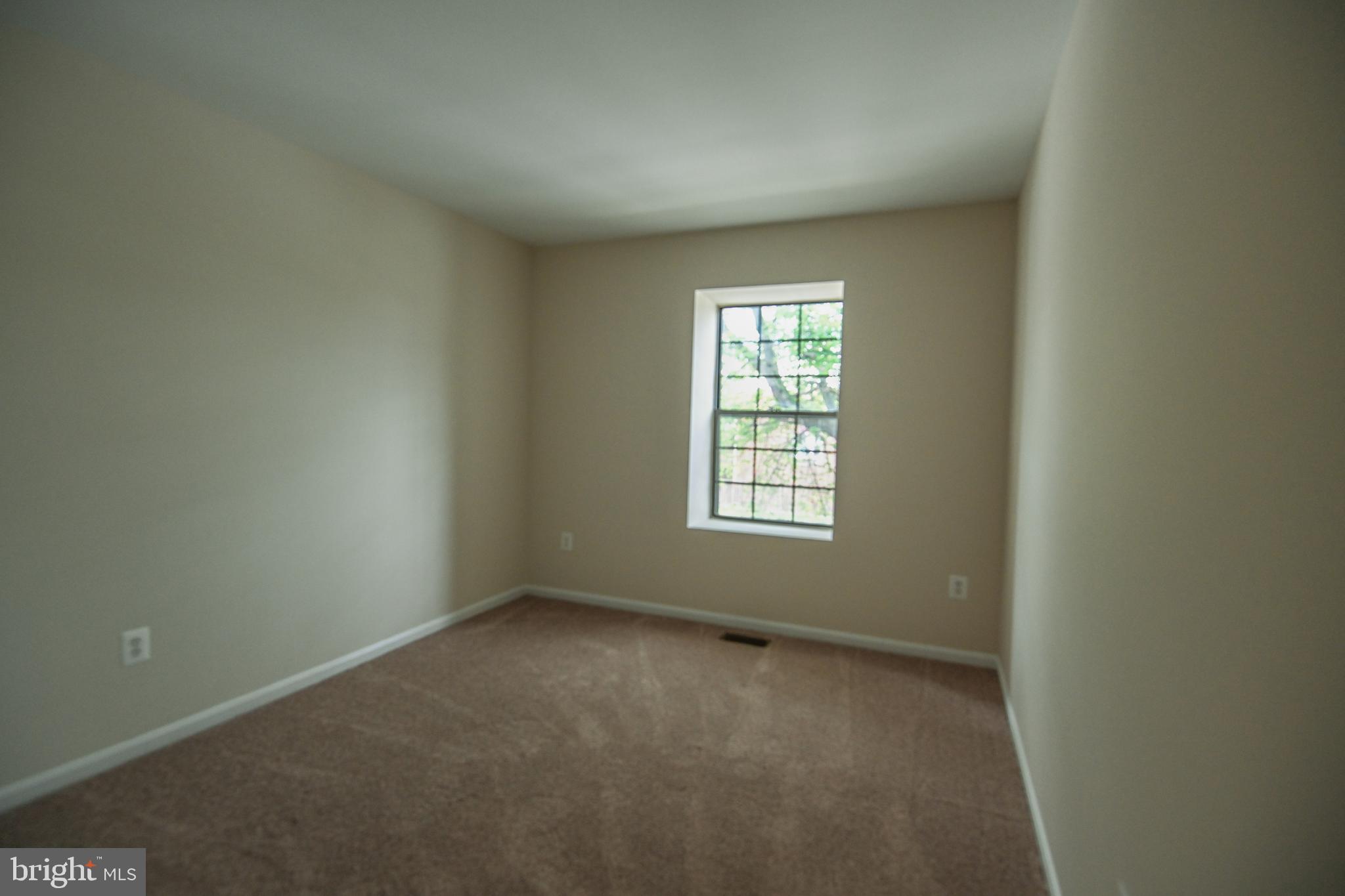 LAUREL LAKES PLAT 3 - Residential Lease