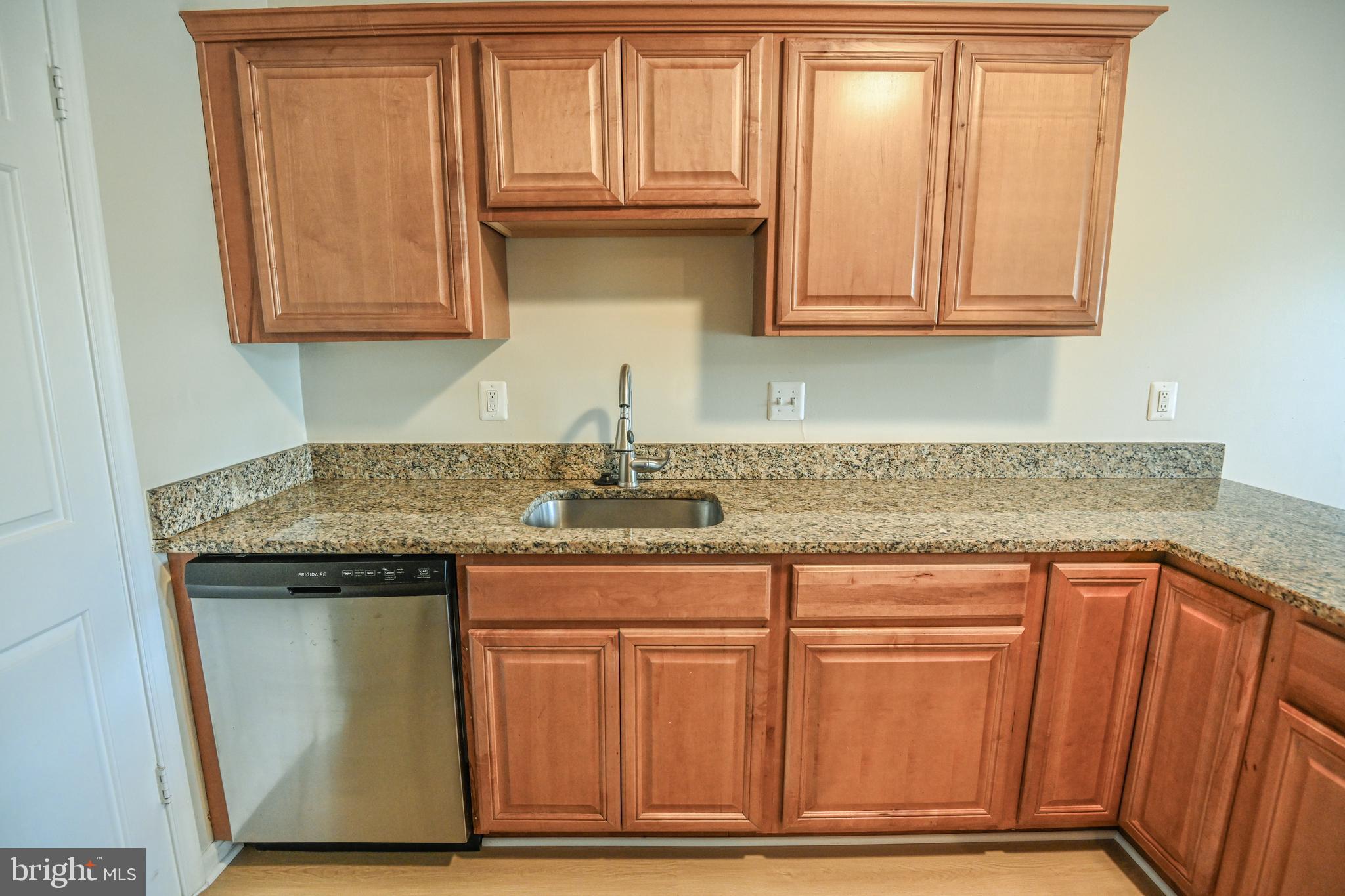 LAUREL LAKES PLAT 3 - Residential Lease