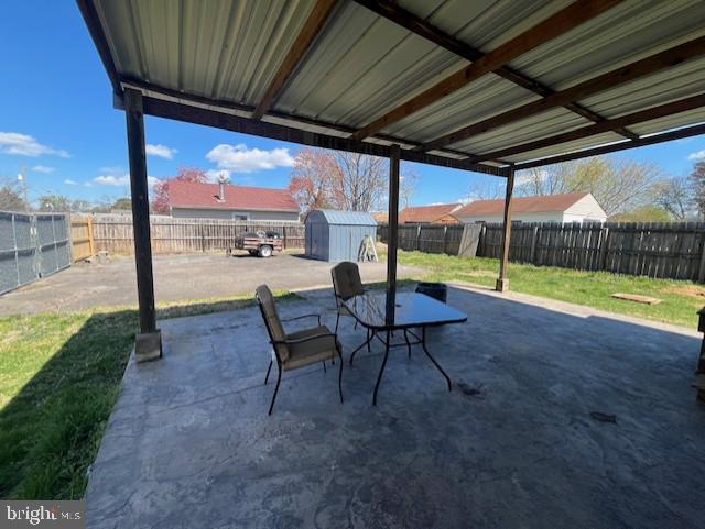 COLONIAL HEIGHTS - Residential