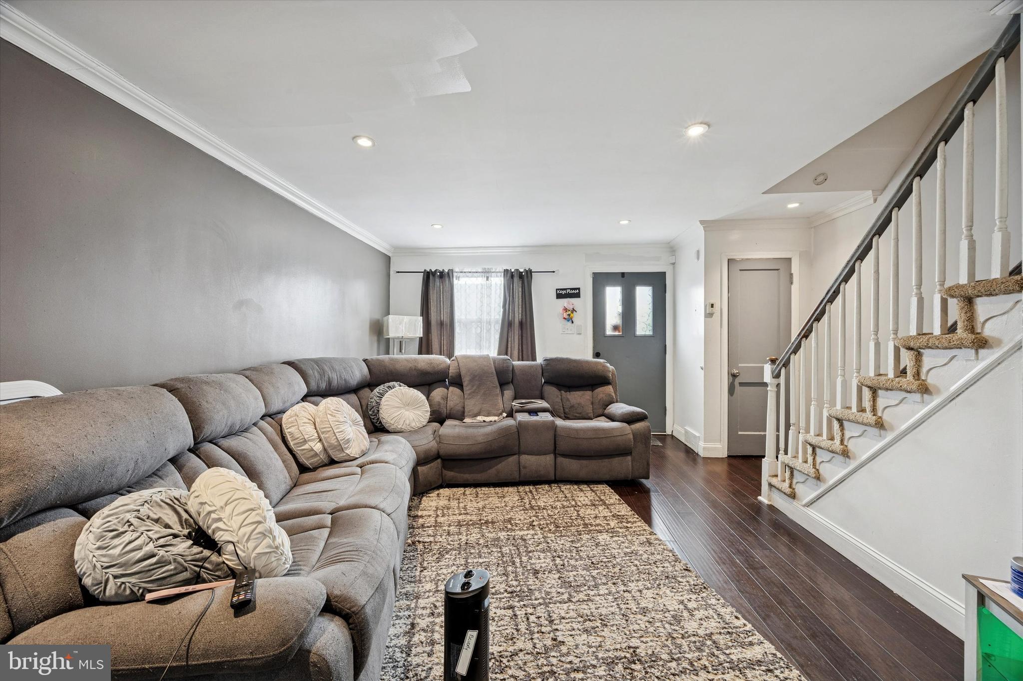 DELMAR VILLAGE - Residential