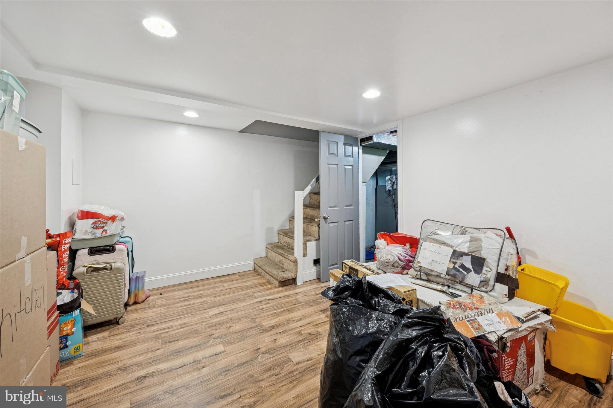 DELMAR VILLAGE - Residential