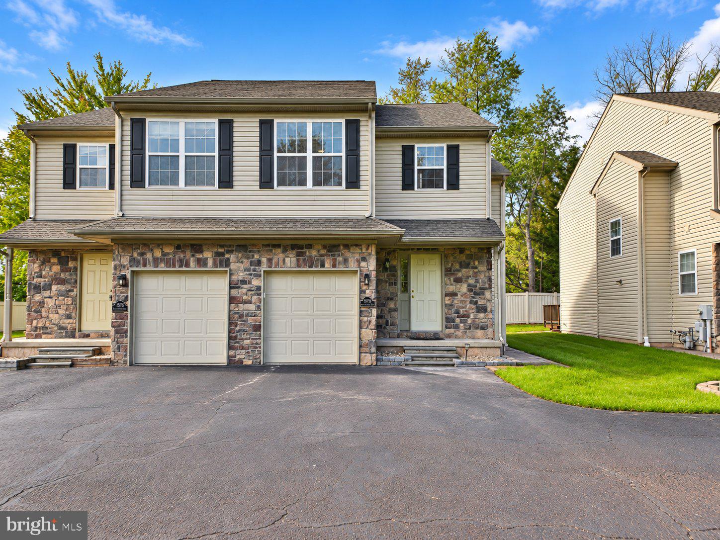 1575-B SUMNEYTOWN PIKE