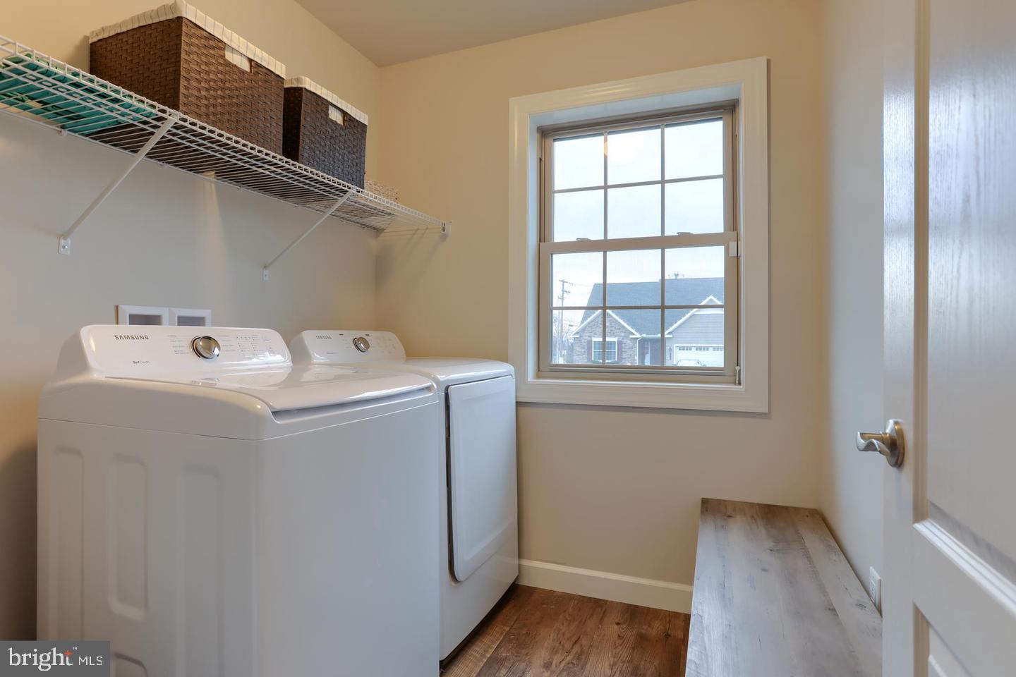 WOODLAND HILLS - Residential Lease