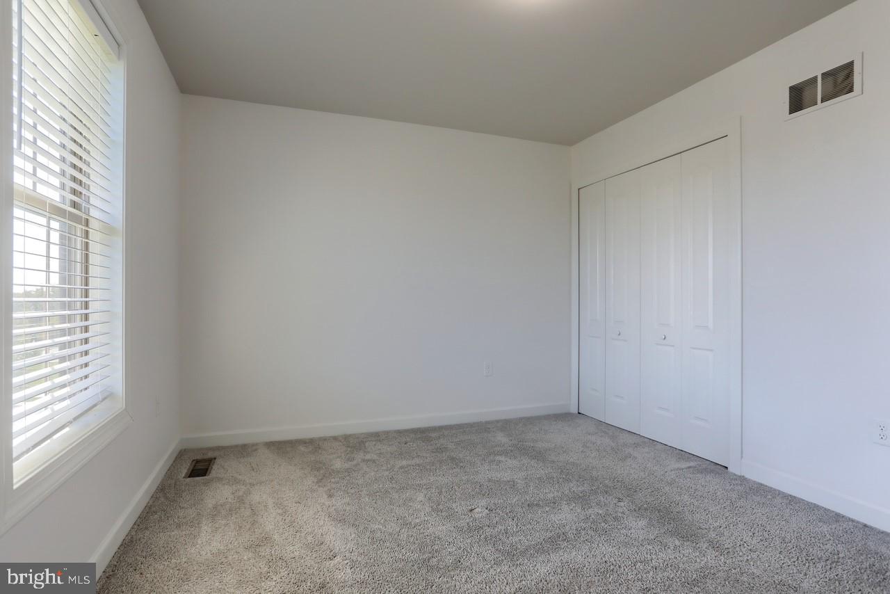 WOODLAND HILLS - Residential Lease