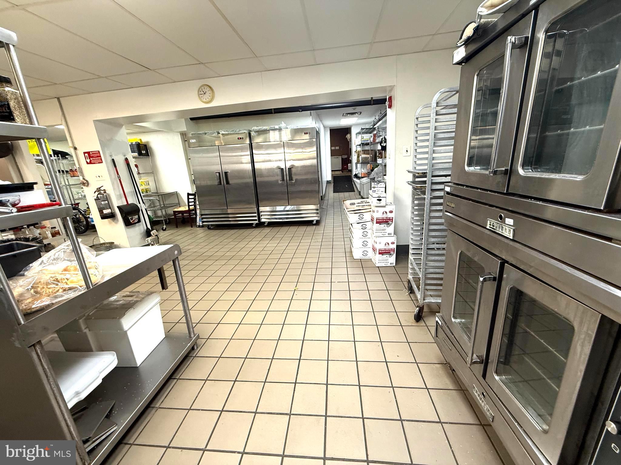 MANAYUNK - Commercial Sale