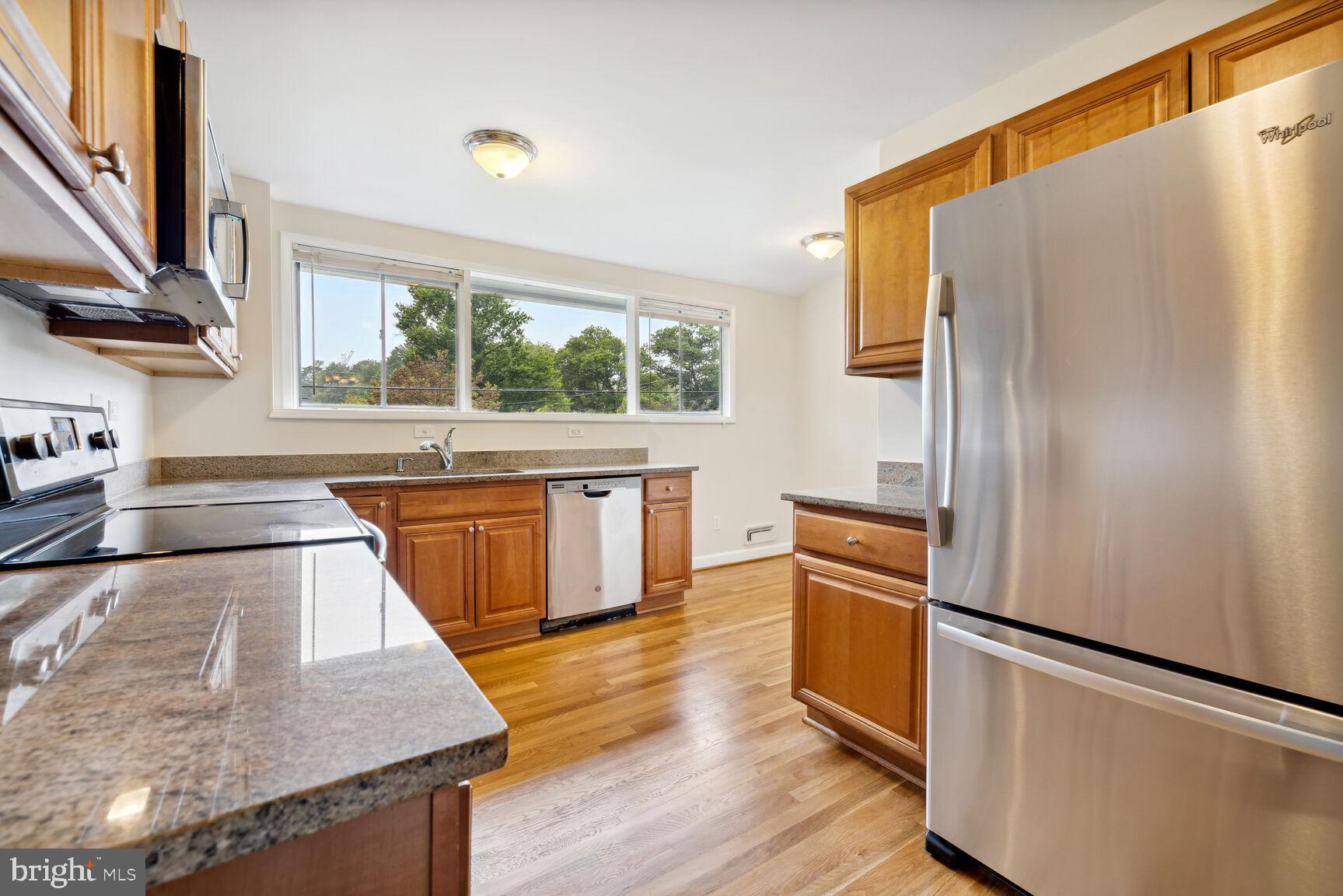 WILDWOOD MANOR - Residential Lease