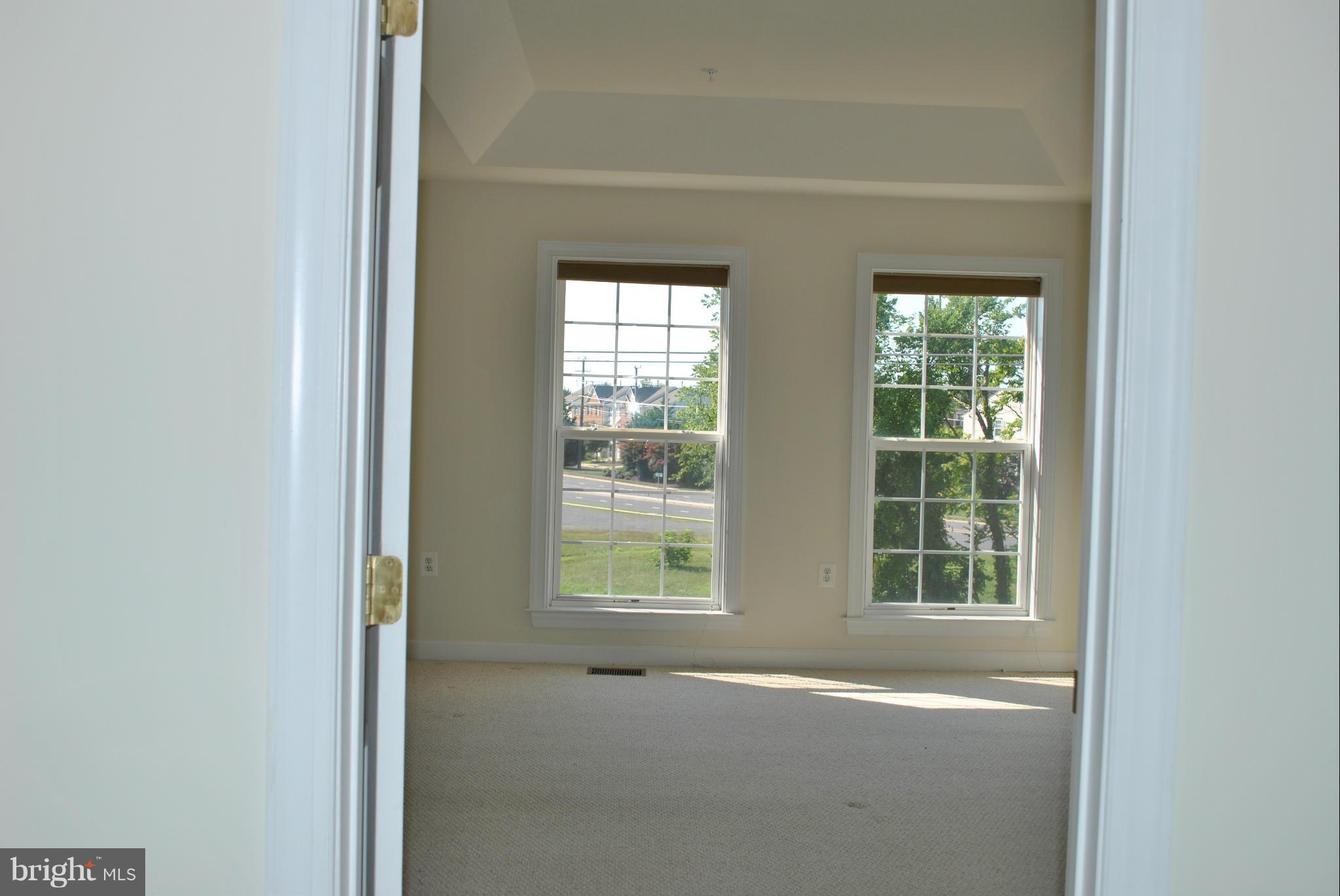 COPPERMINE CROSSING - Residential Lease