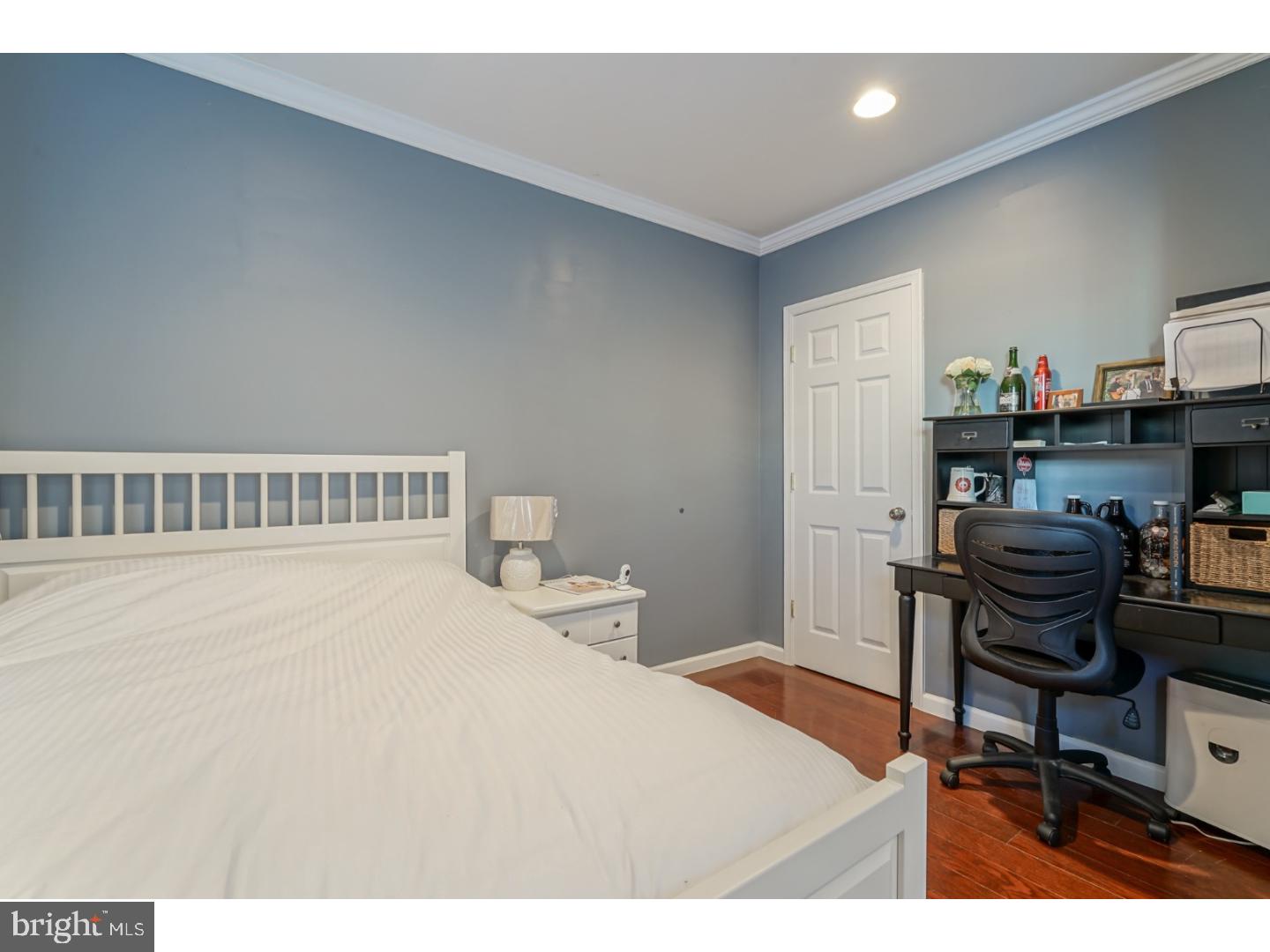 FAIRMOUNT - Residential Lease