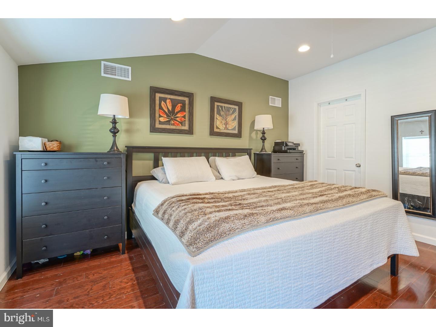 FAIRMOUNT - Residential Lease