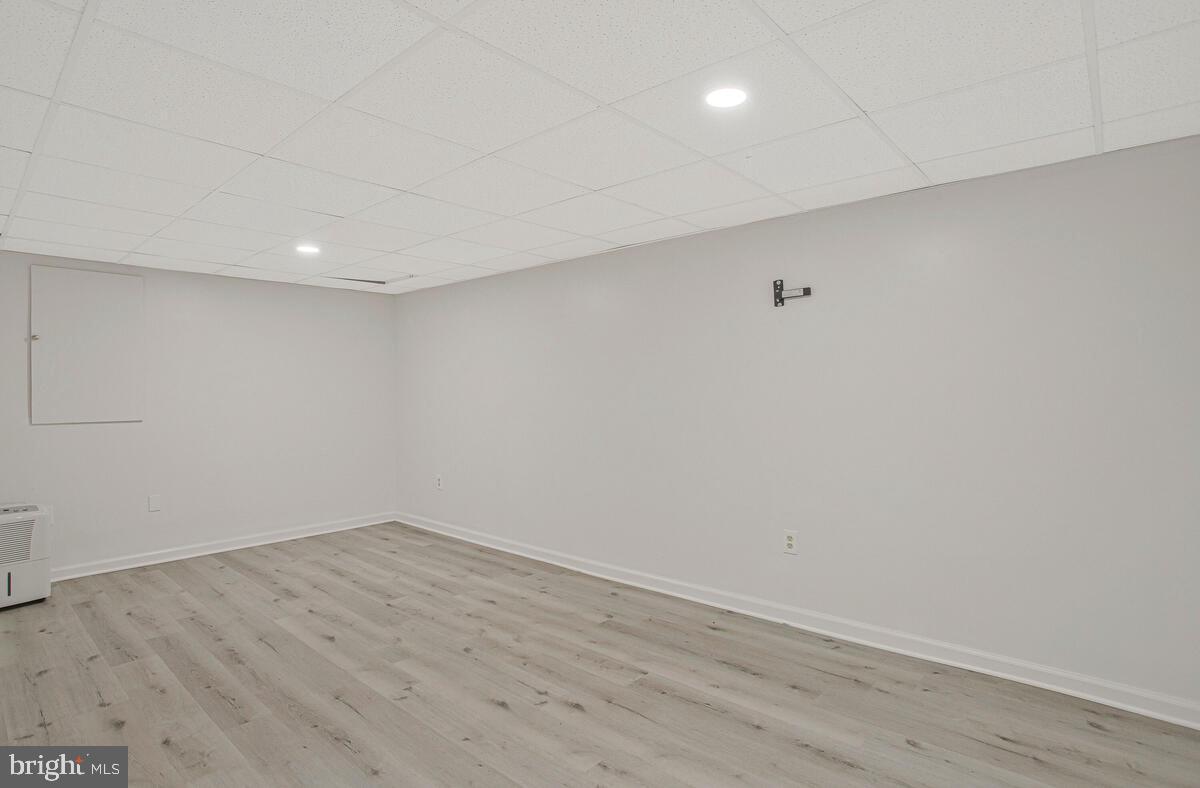 THE HIGHLANDS - Residential