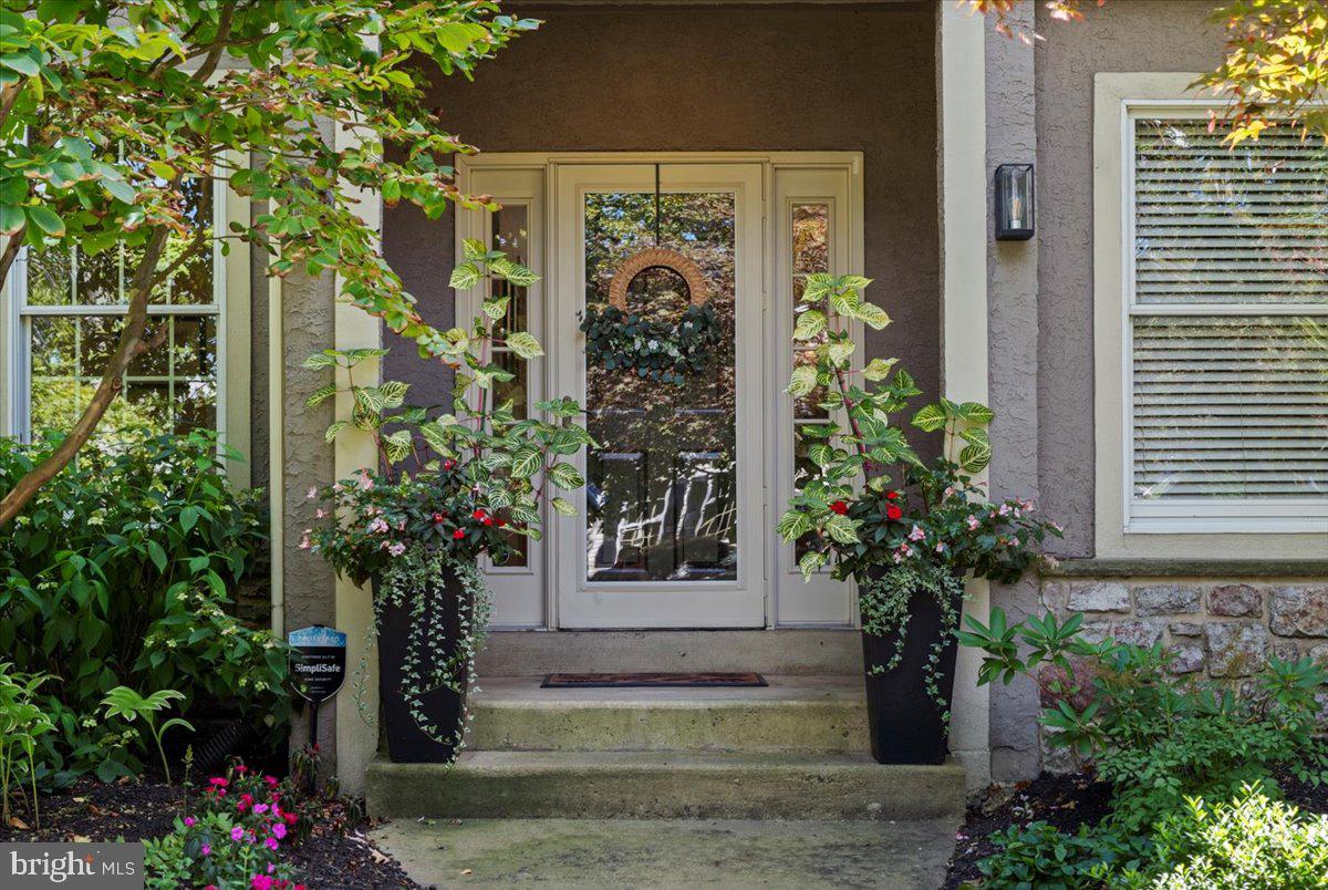 3 STEEPLECHASE DRIVE