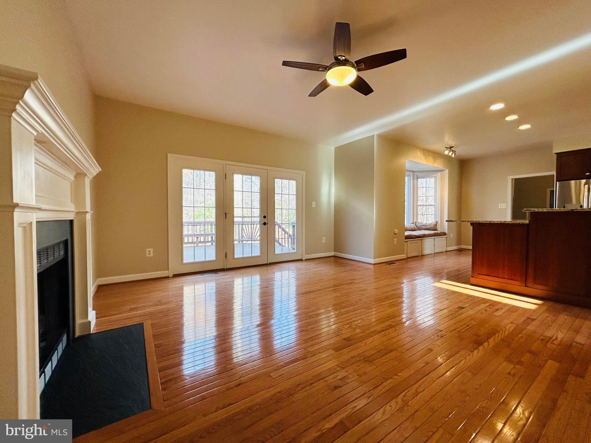 LAKE TERRAPIN - Residential Lease