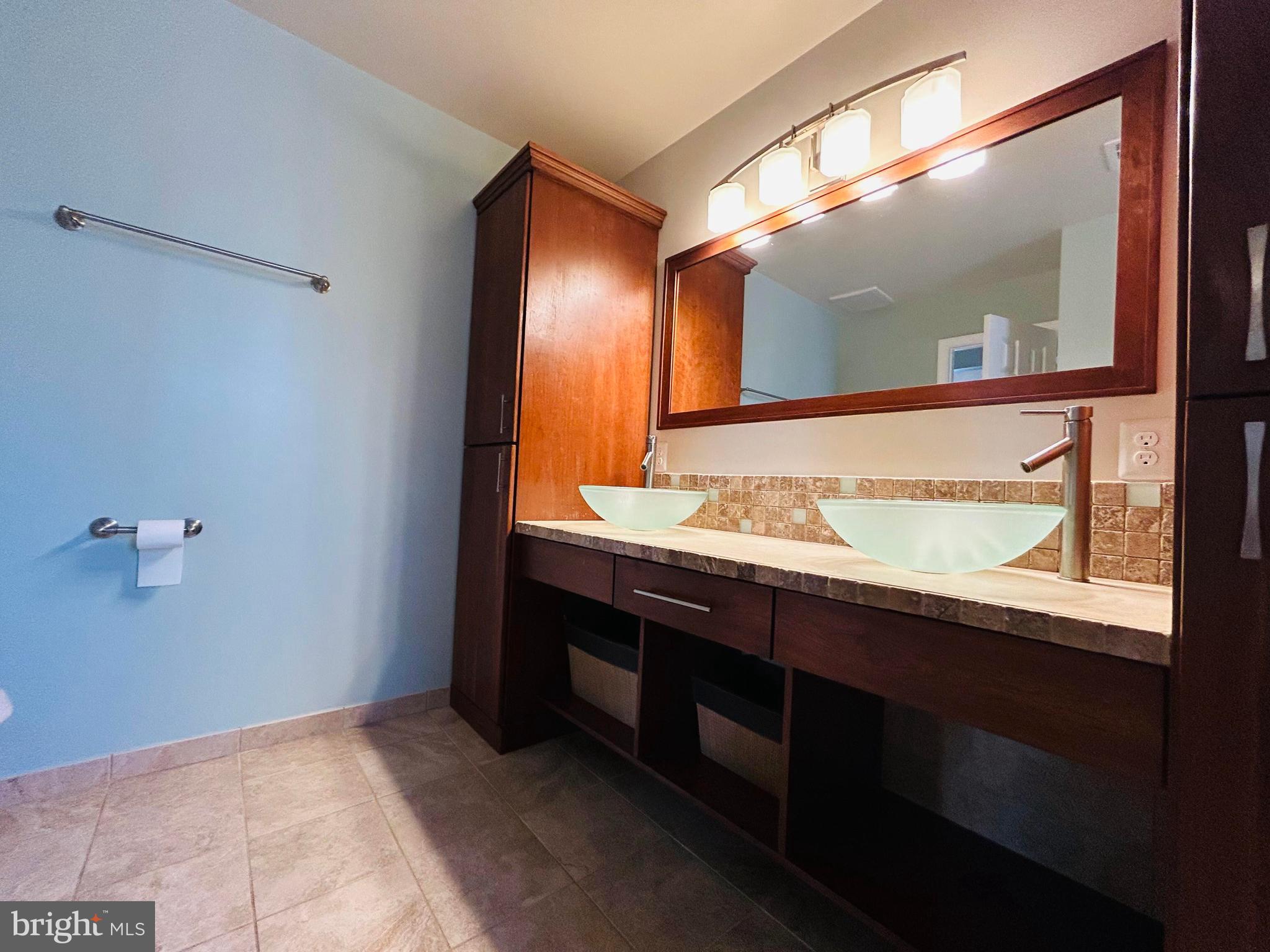 LAKE TERRAPIN - Residential Lease