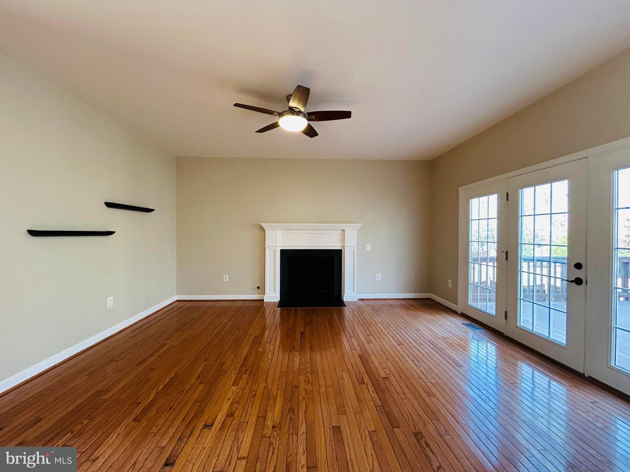 LAKE TERRAPIN - Residential Lease