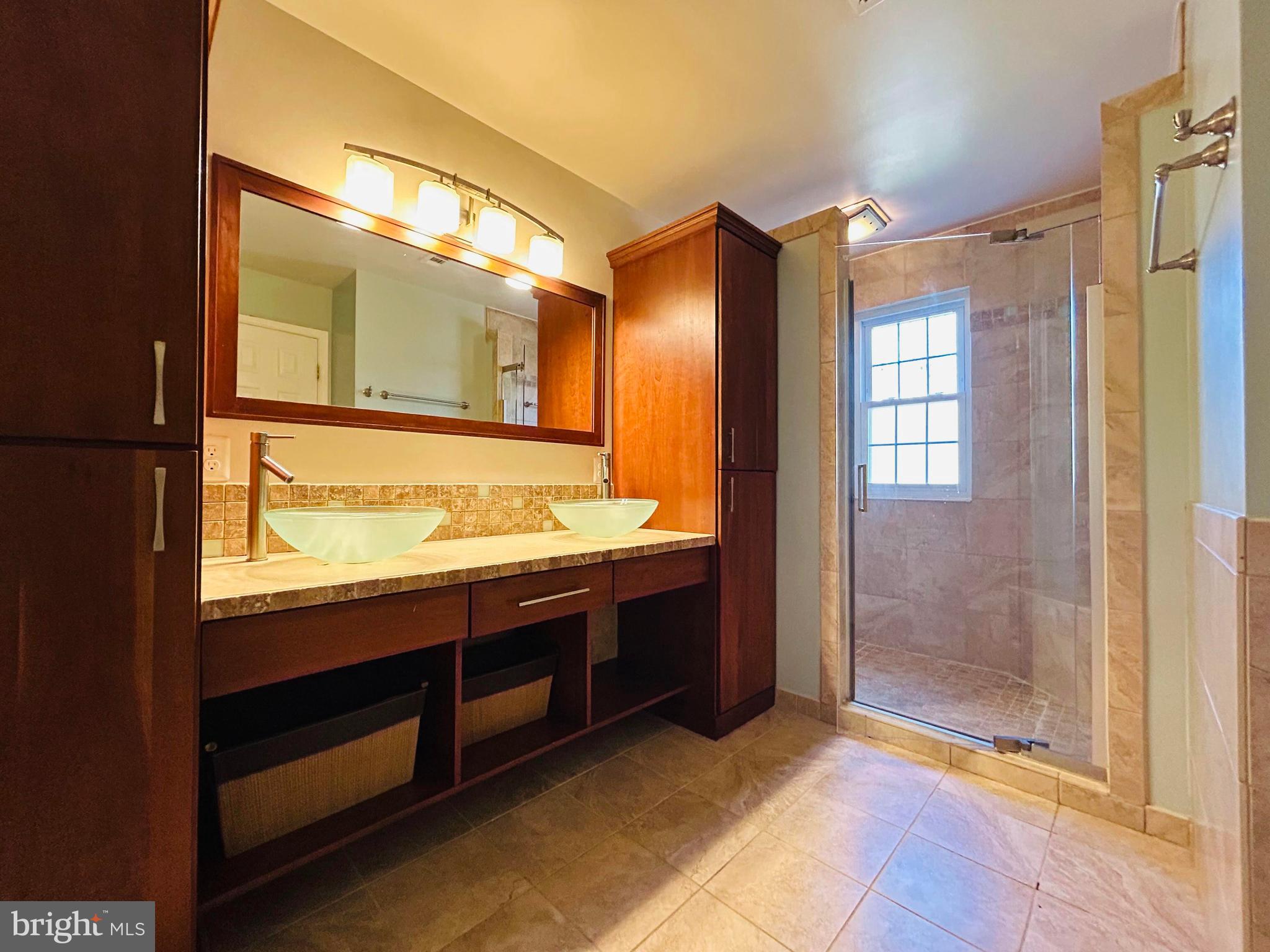 LAKE TERRAPIN - Residential Lease