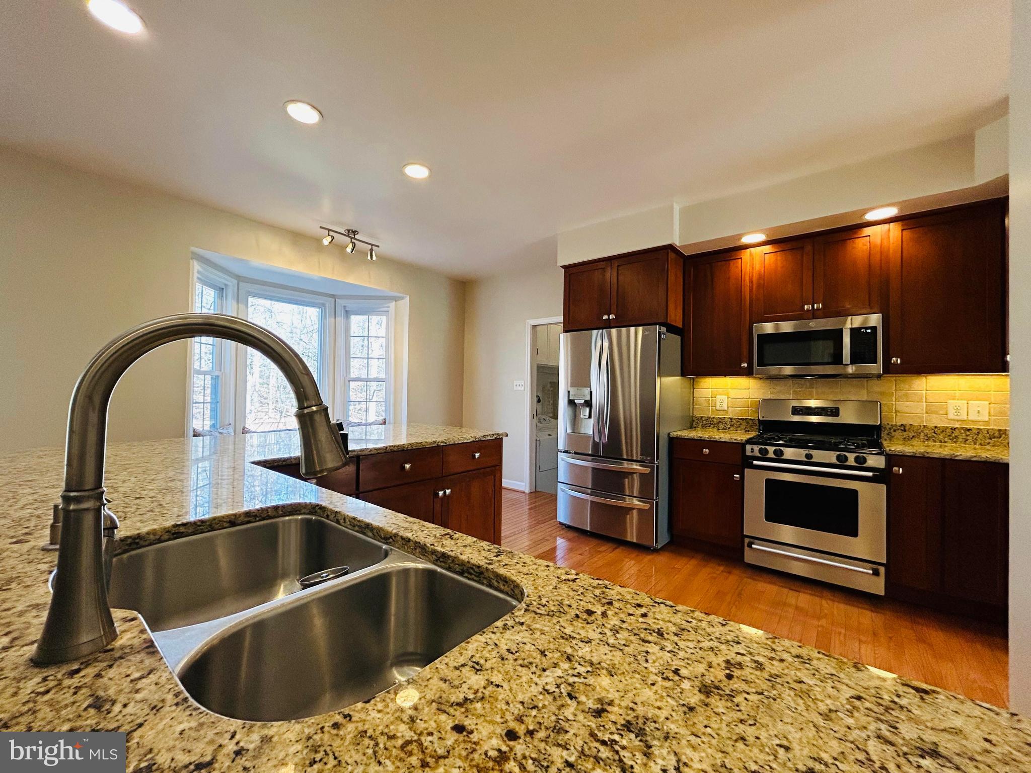 LAKE TERRAPIN - Residential Lease