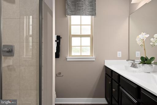 LAKE LINGANORE - Residential