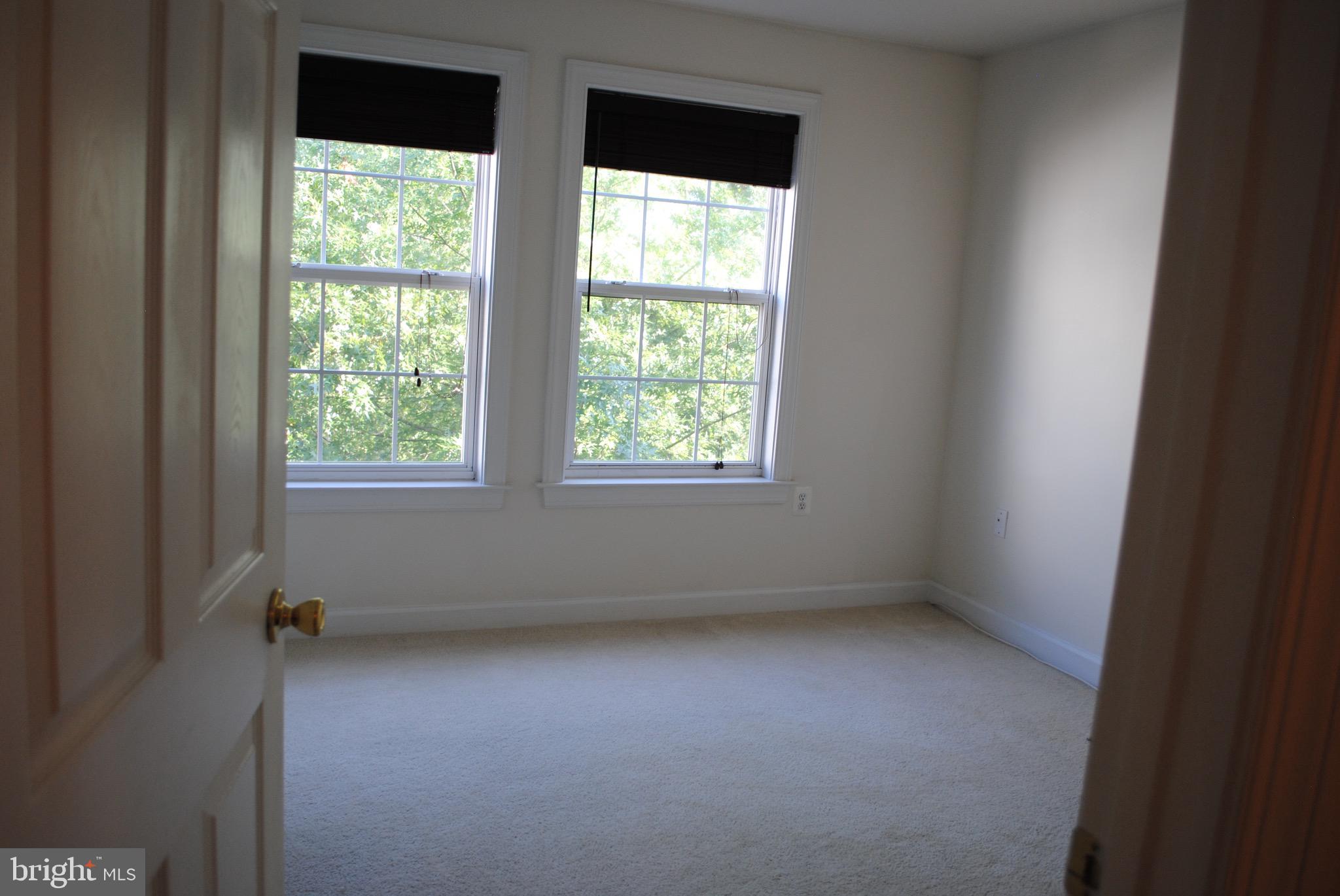 COPPERMINE CROSSING - Residential Lease