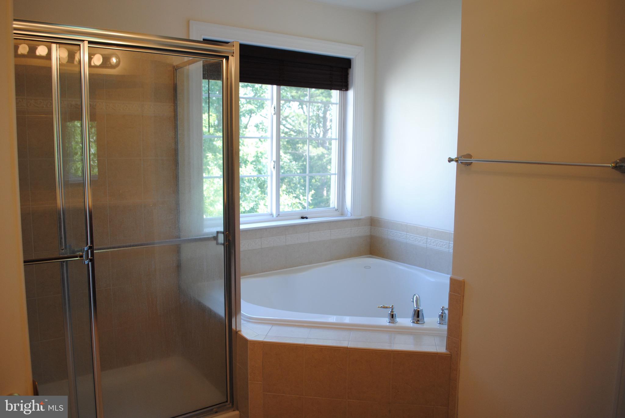 COPPERMINE CROSSING - Residential Lease